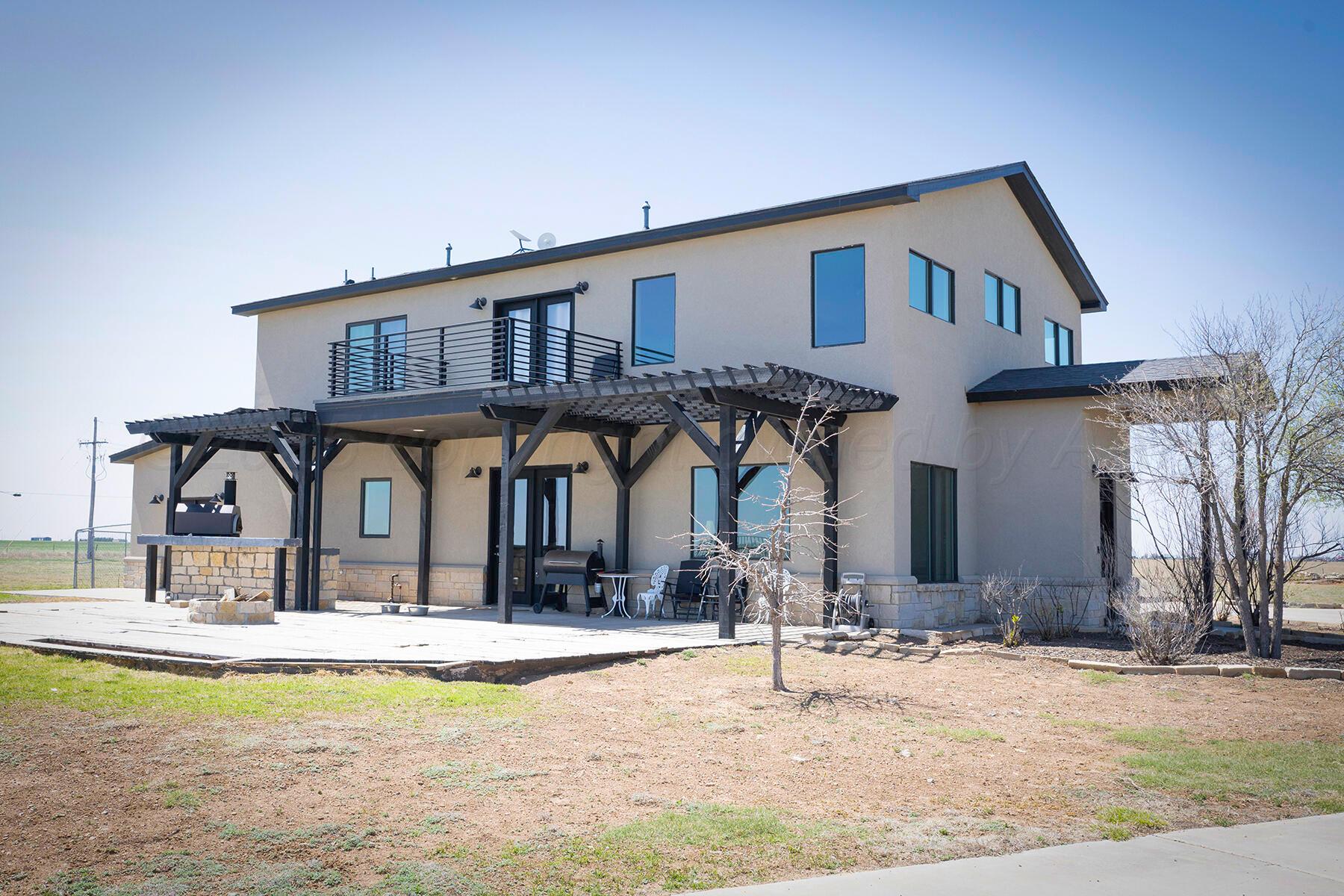 5902 Highway 87 Property Photo