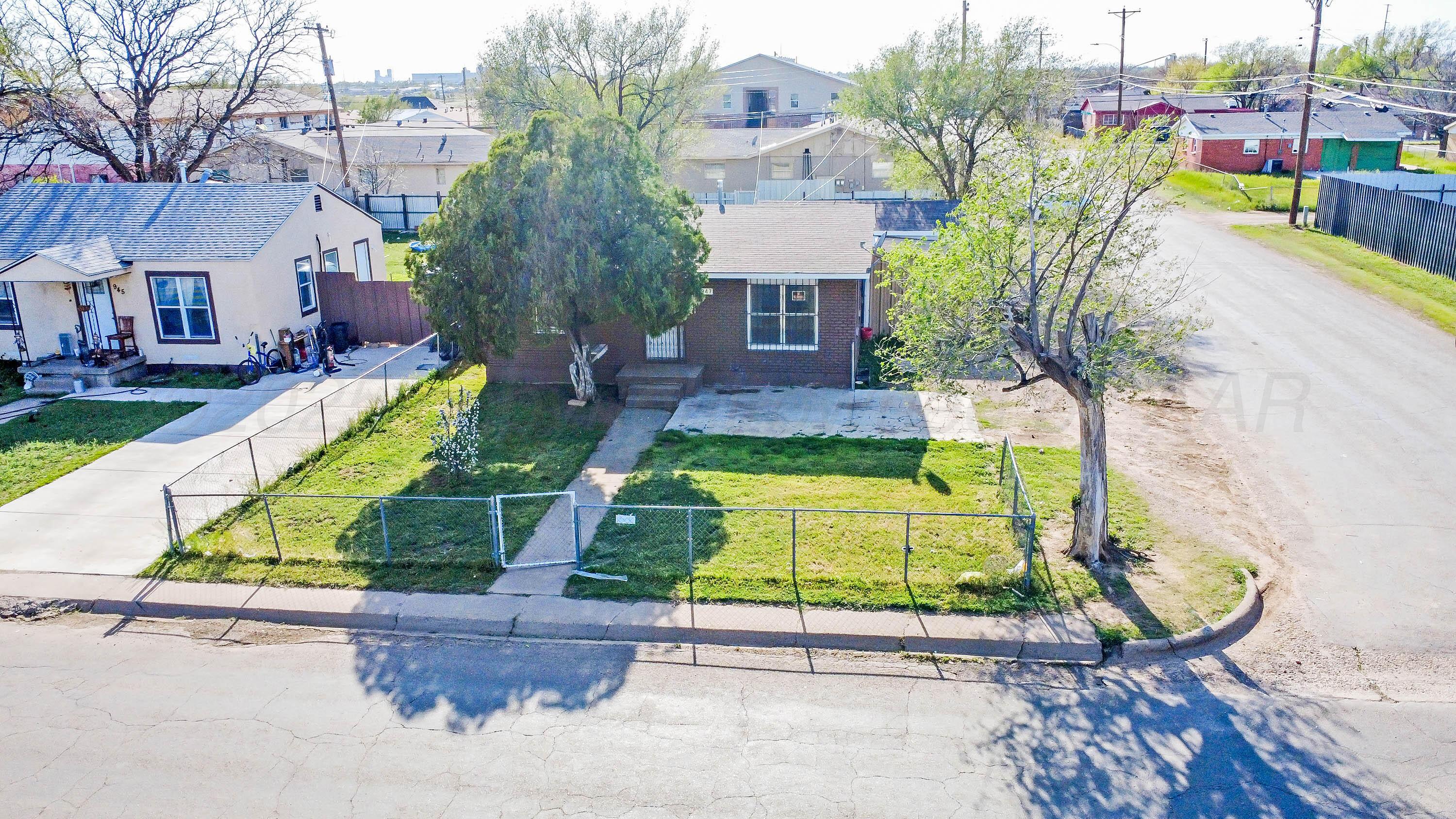 947 Columbine Street Property Photo