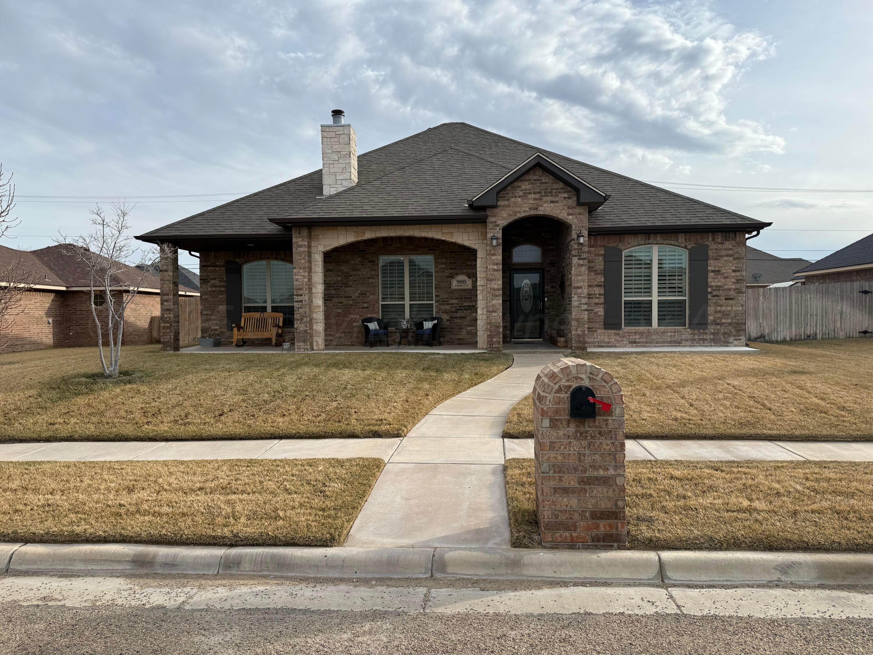 9805 Addelyn Avenue Property Photo 1