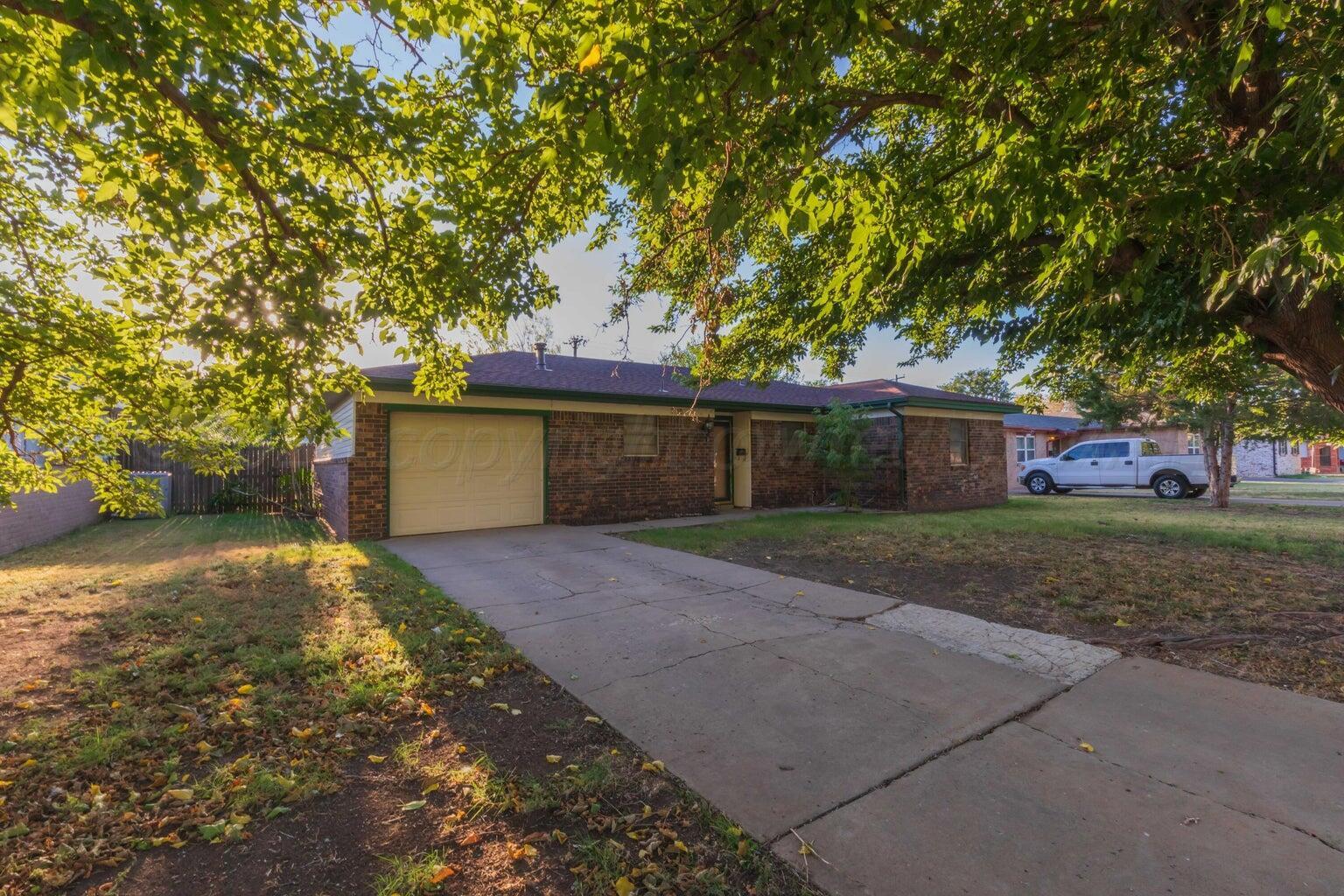 5105 S Austin Street Property Photo