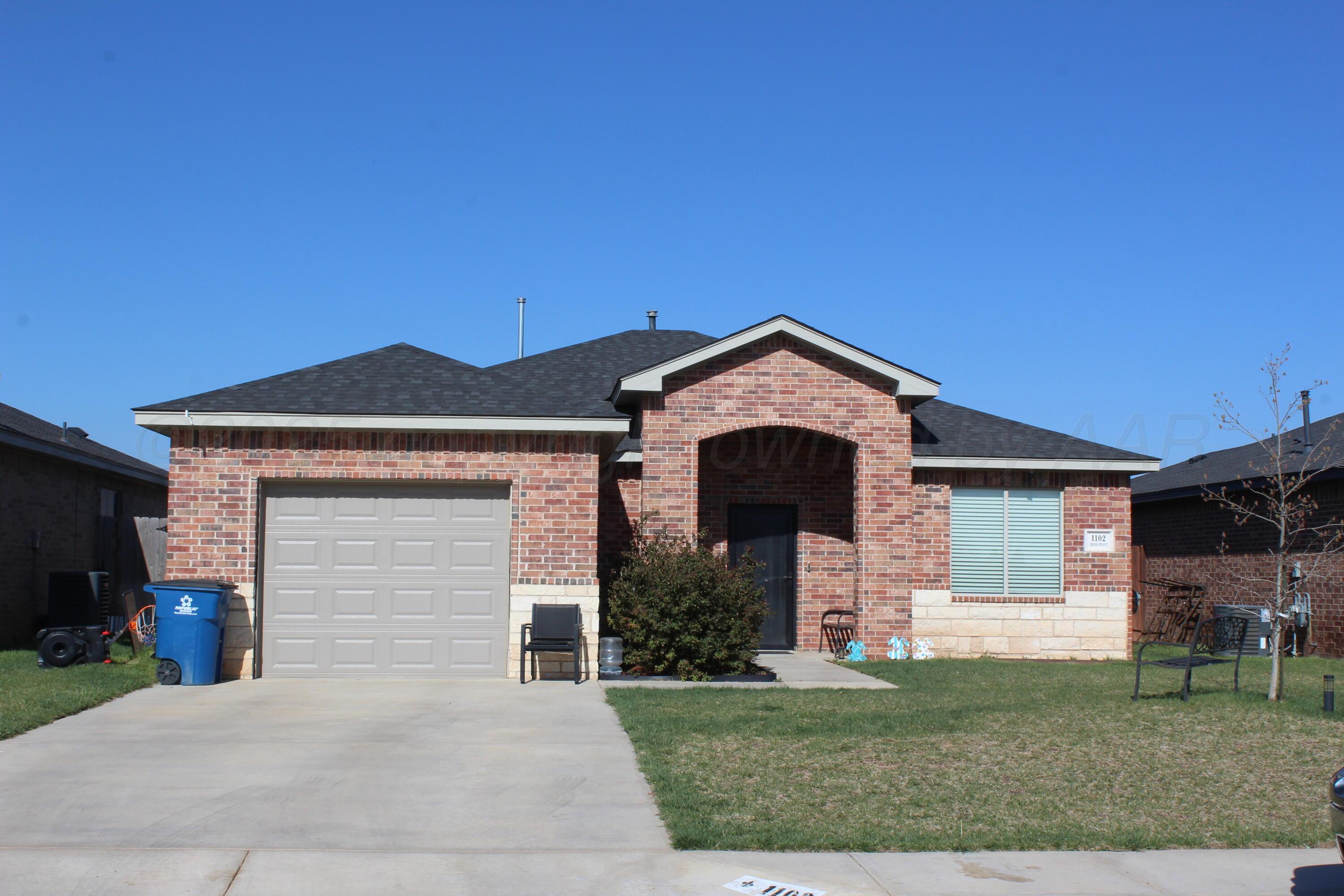1102 Crosspoint Property Photo