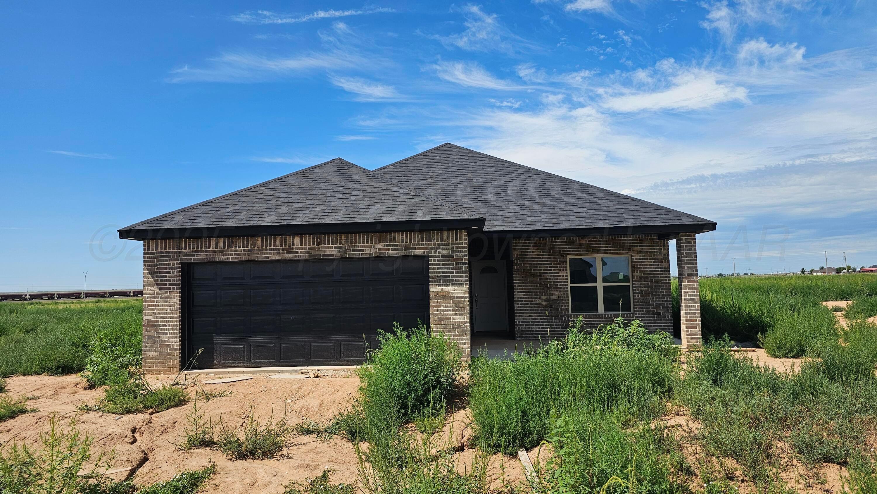 22070 Howard Draw Property Photo