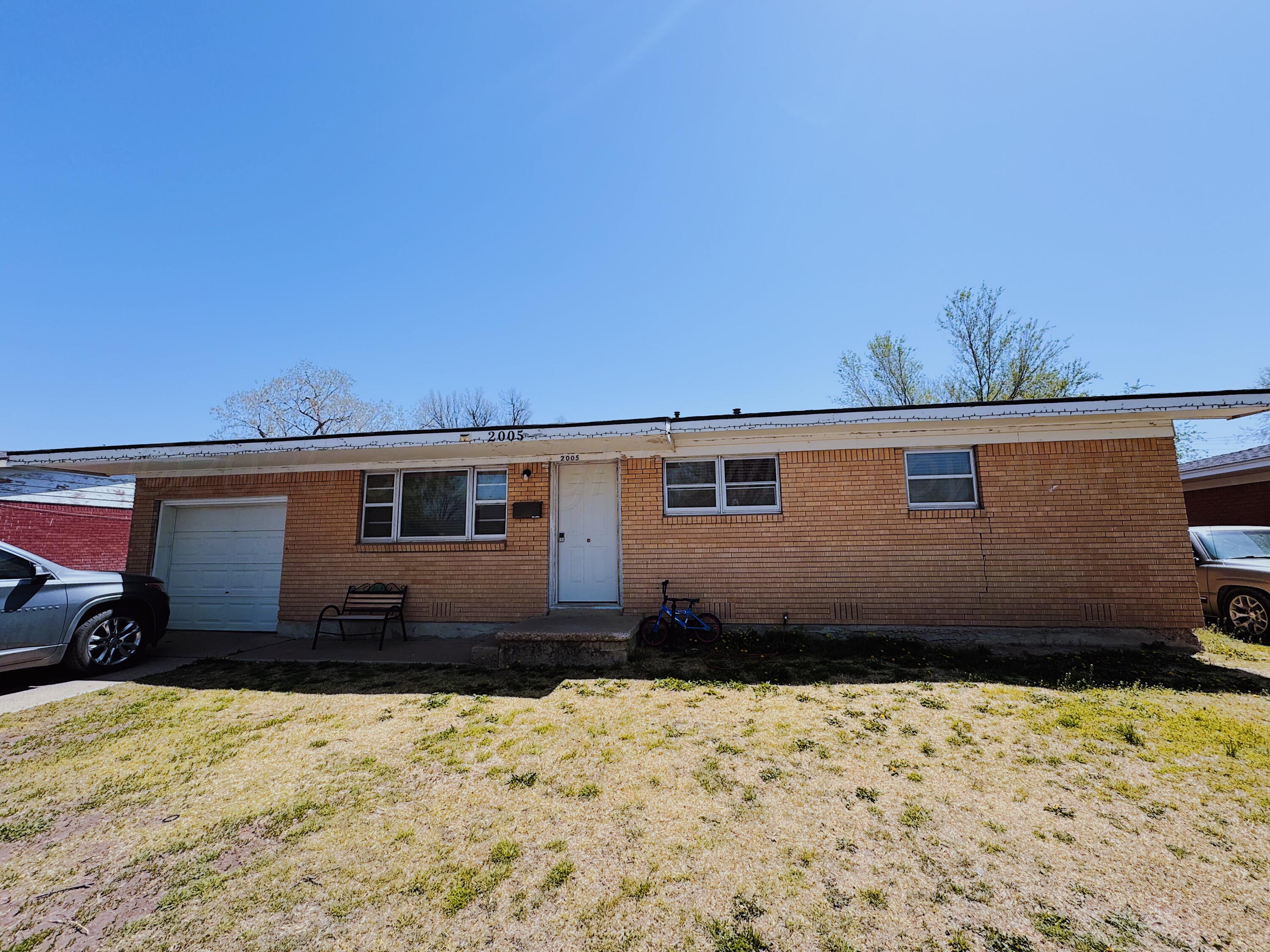 2005 Drake Drive Property Photo