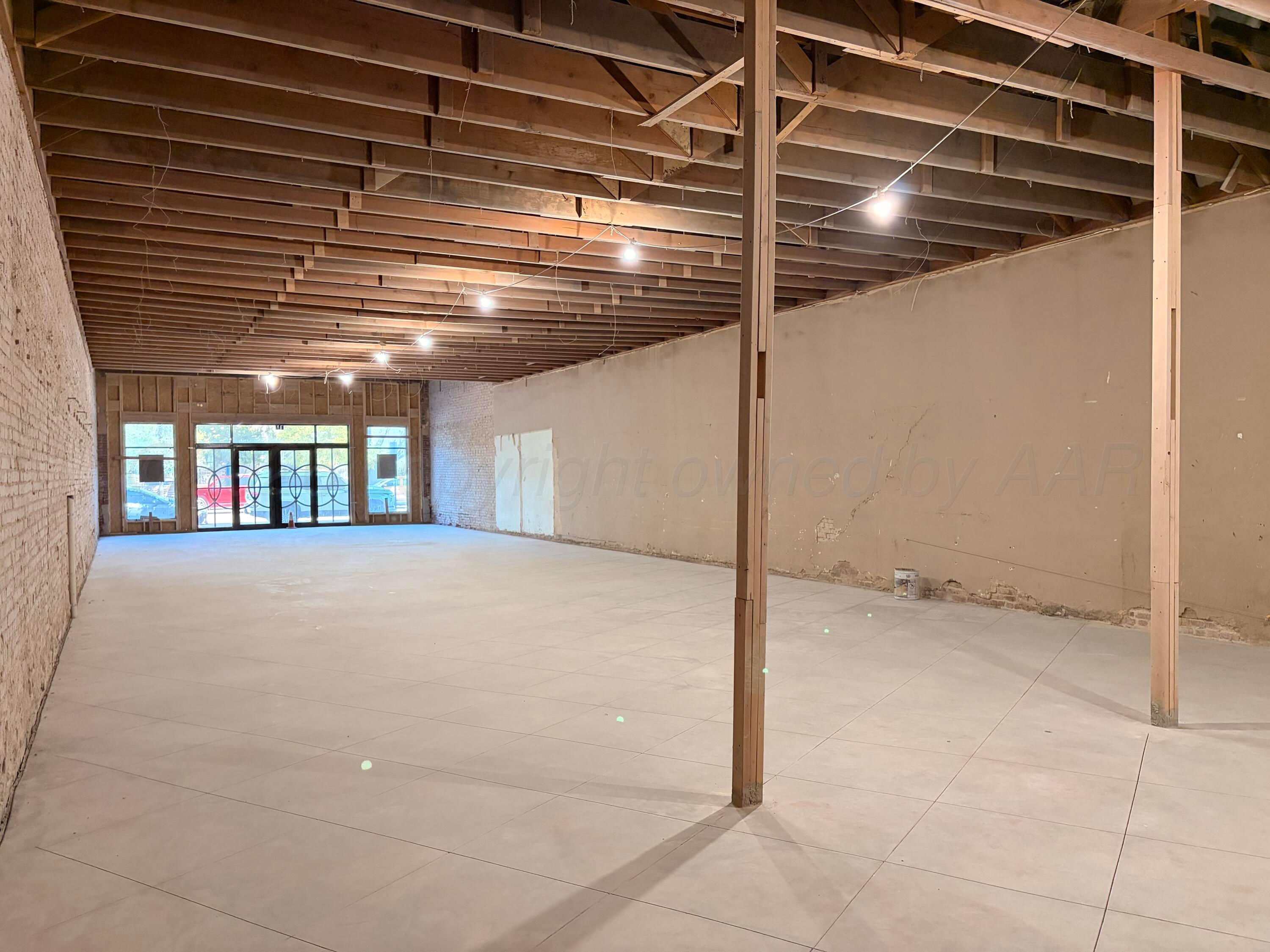 618 S Polk Street Property Photo 5