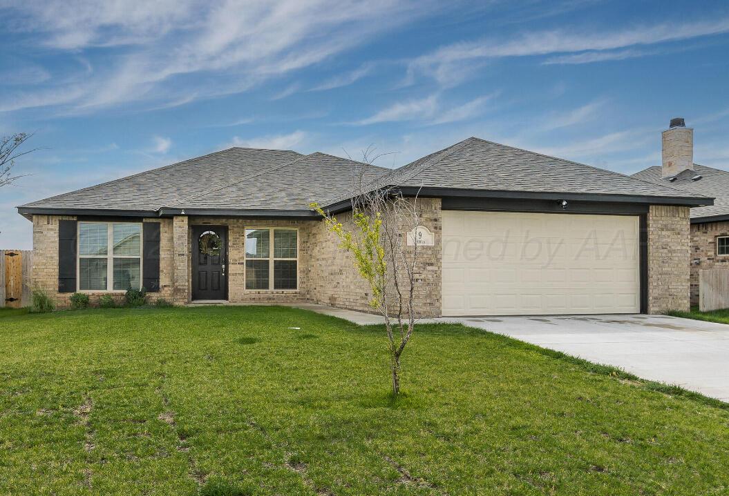 9 Debra Lane Property Photo