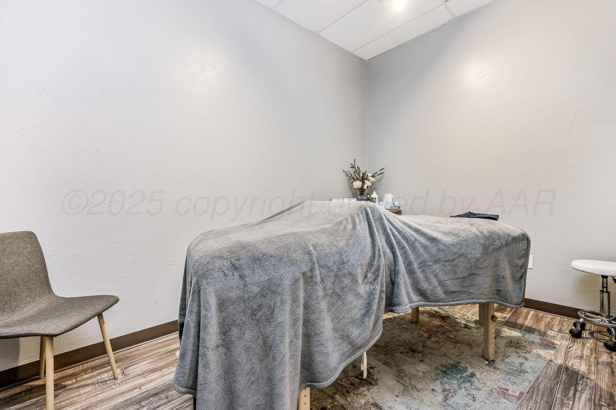 1610 5th Avenue Property Photo 8