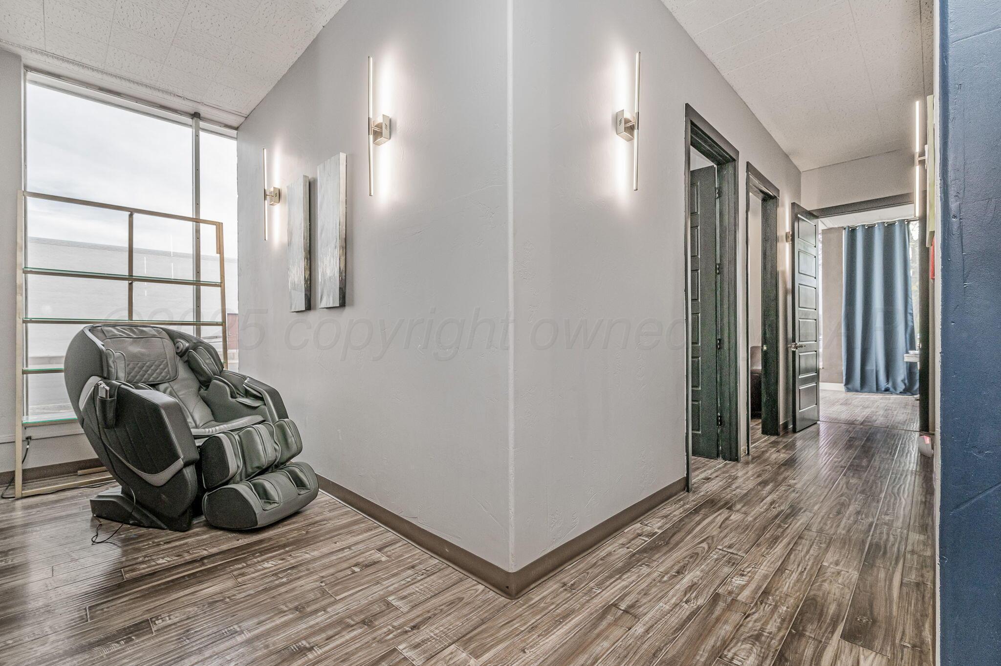 1610 5th Avenue Property Photo 11