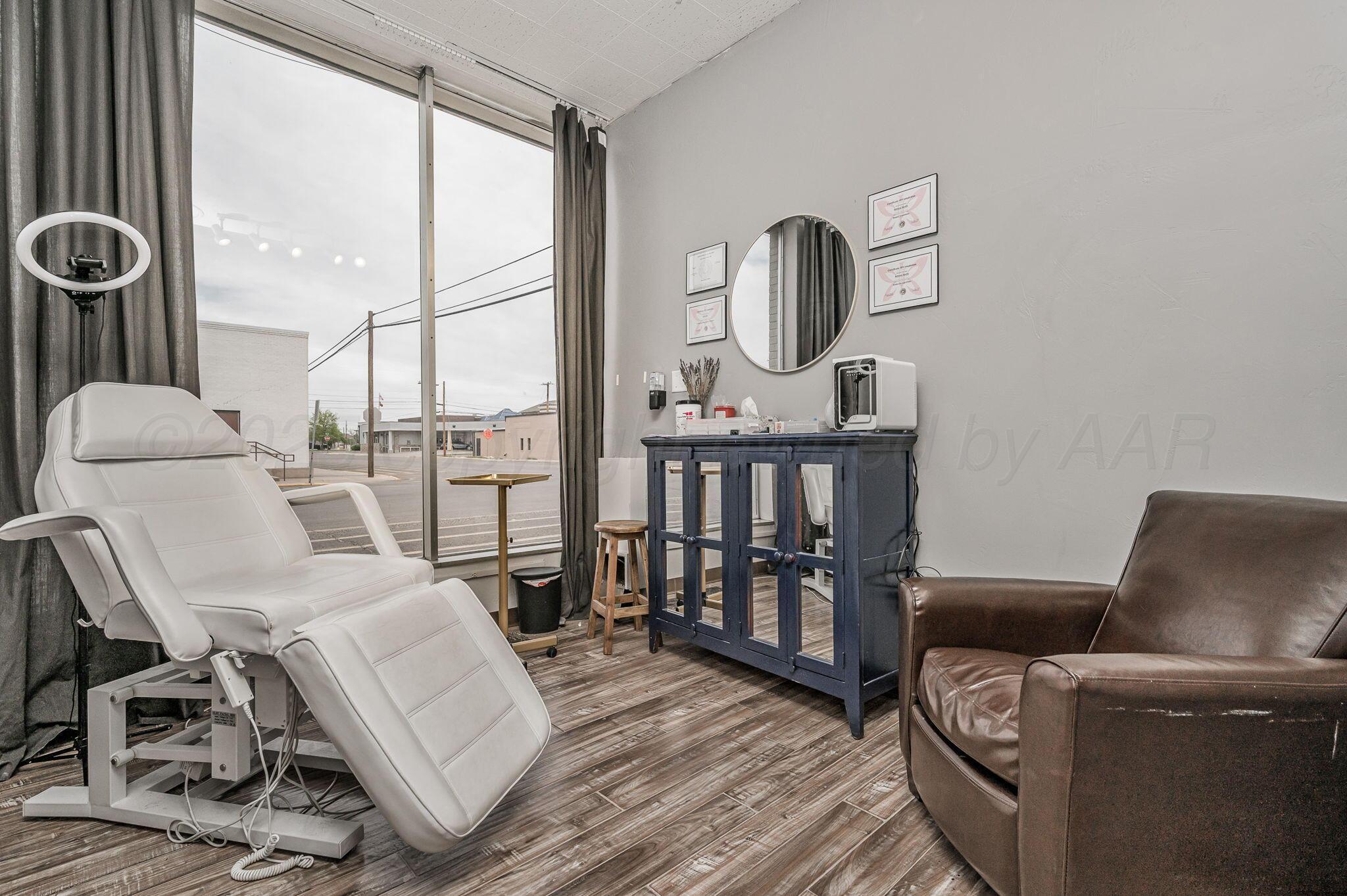 1610 5th Avenue Property Photo 12