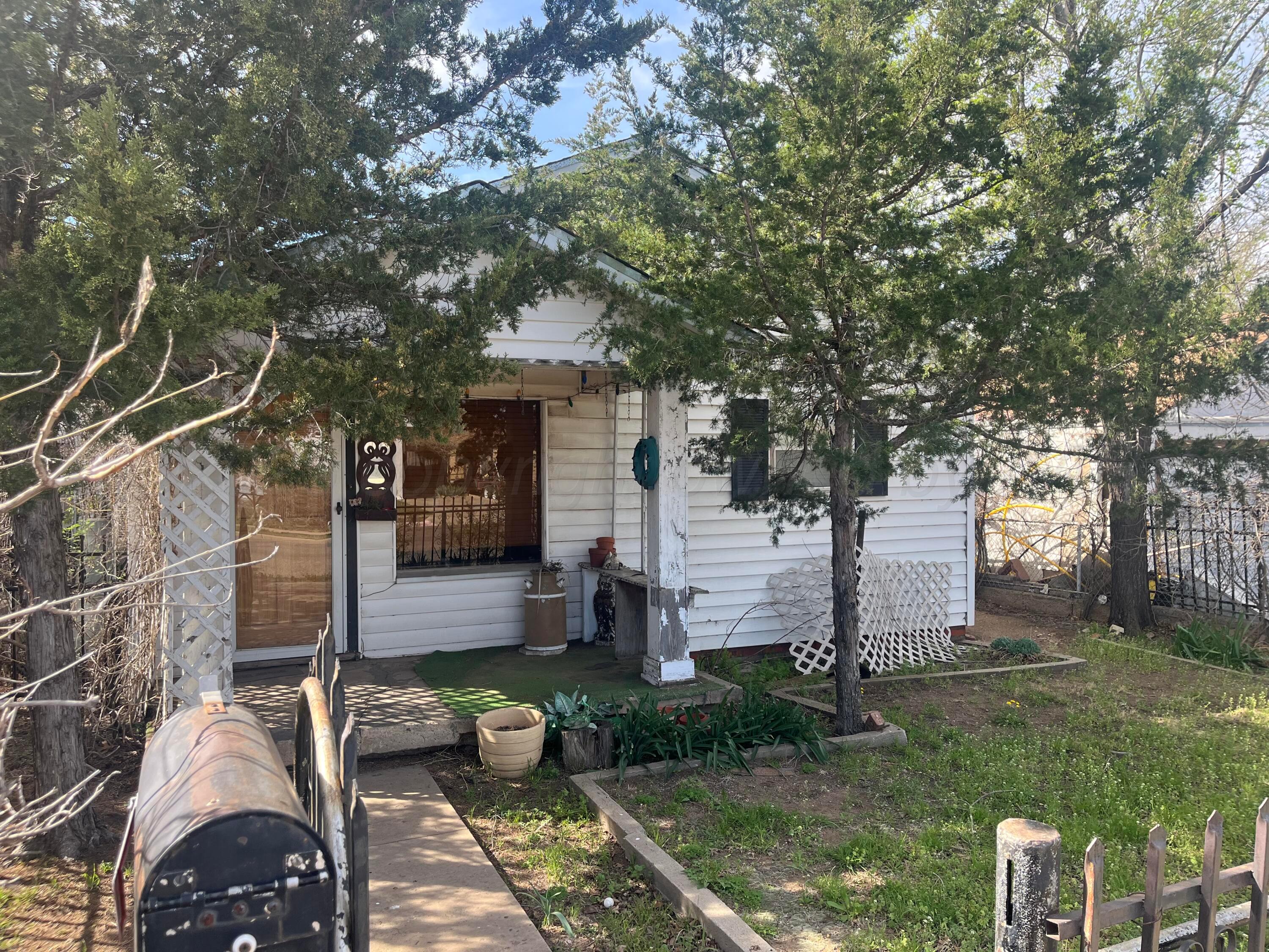 319 W Jefferson Street Property Photo