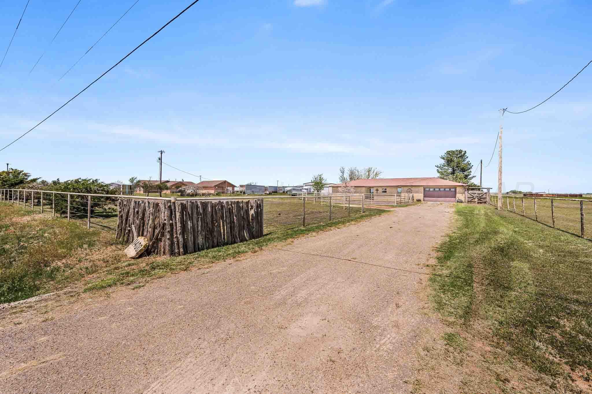 11400 Fm 2219 Property Photo