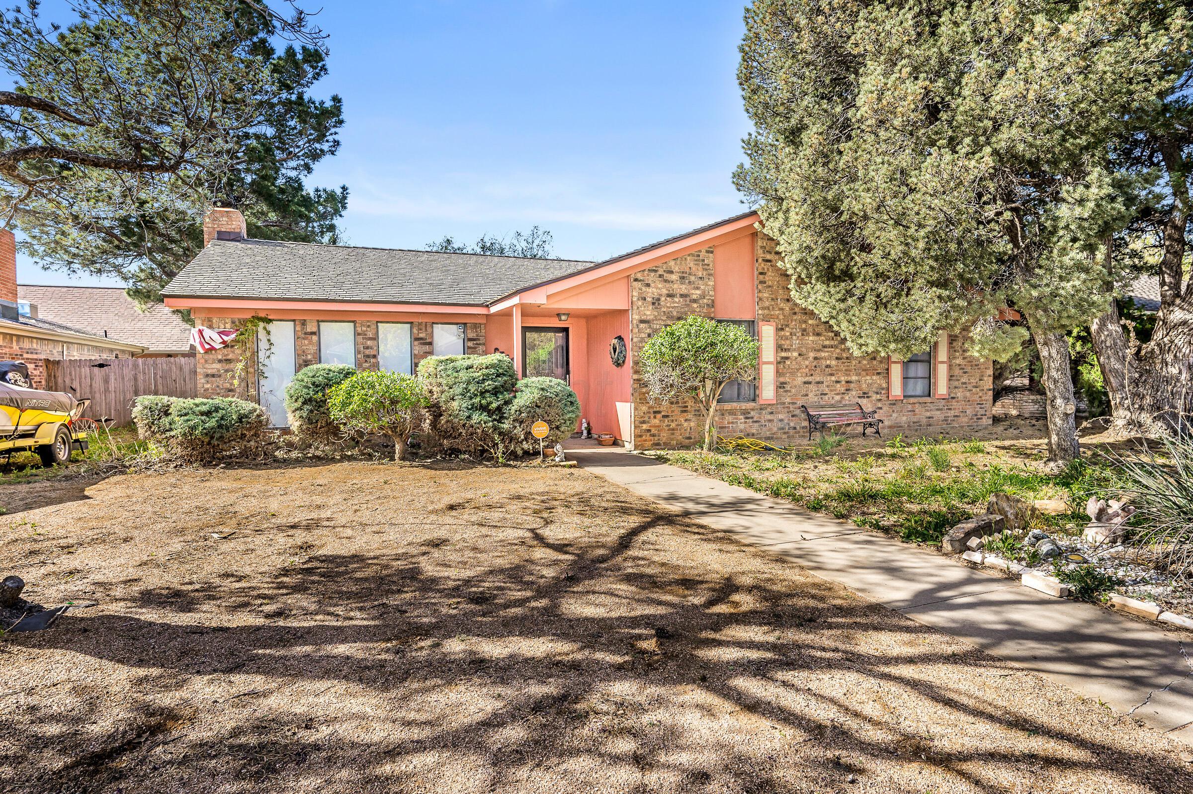 6711 Columbia Lane Property Photo