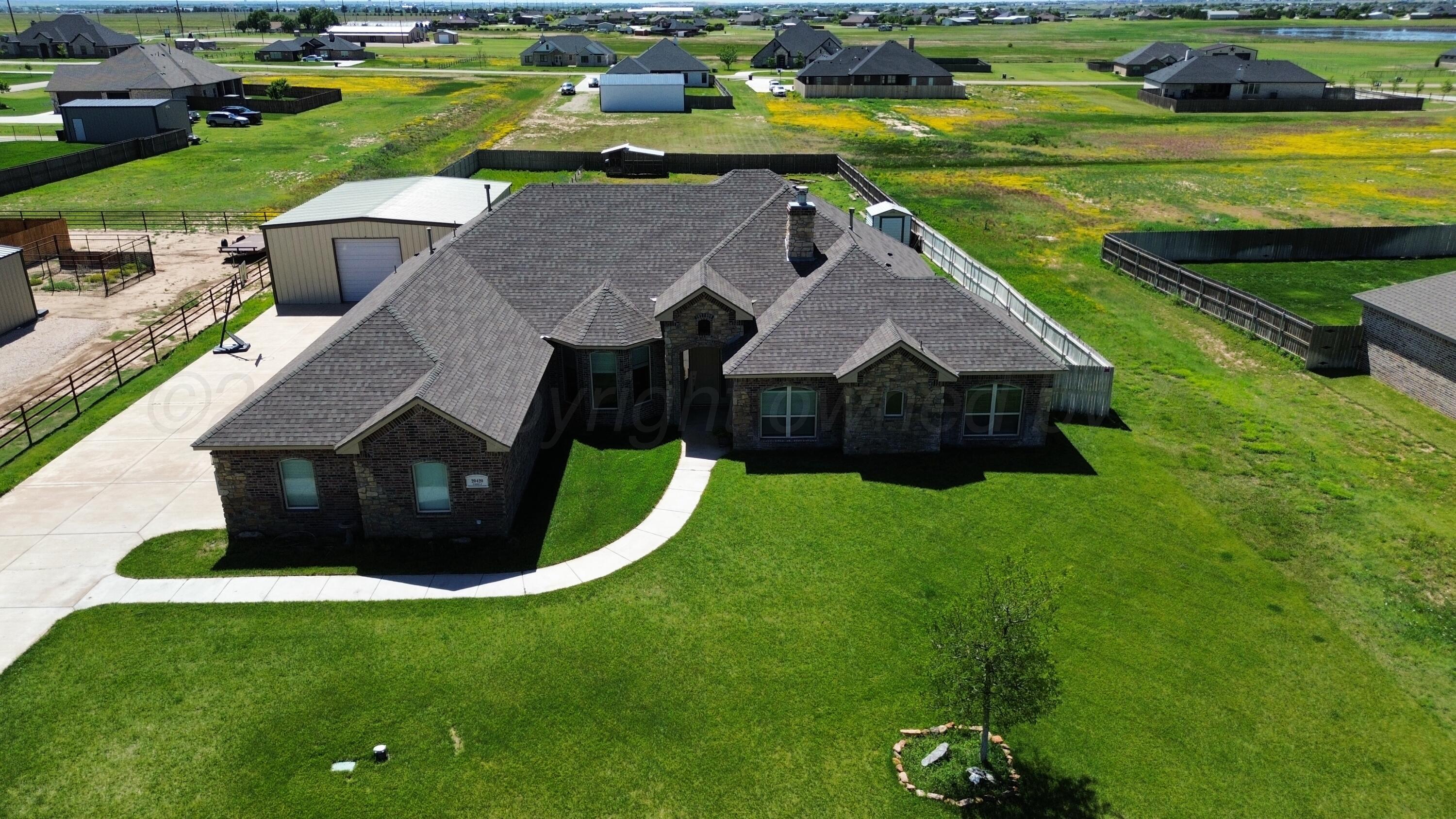 20420 Firefly Lane Property Photo 1