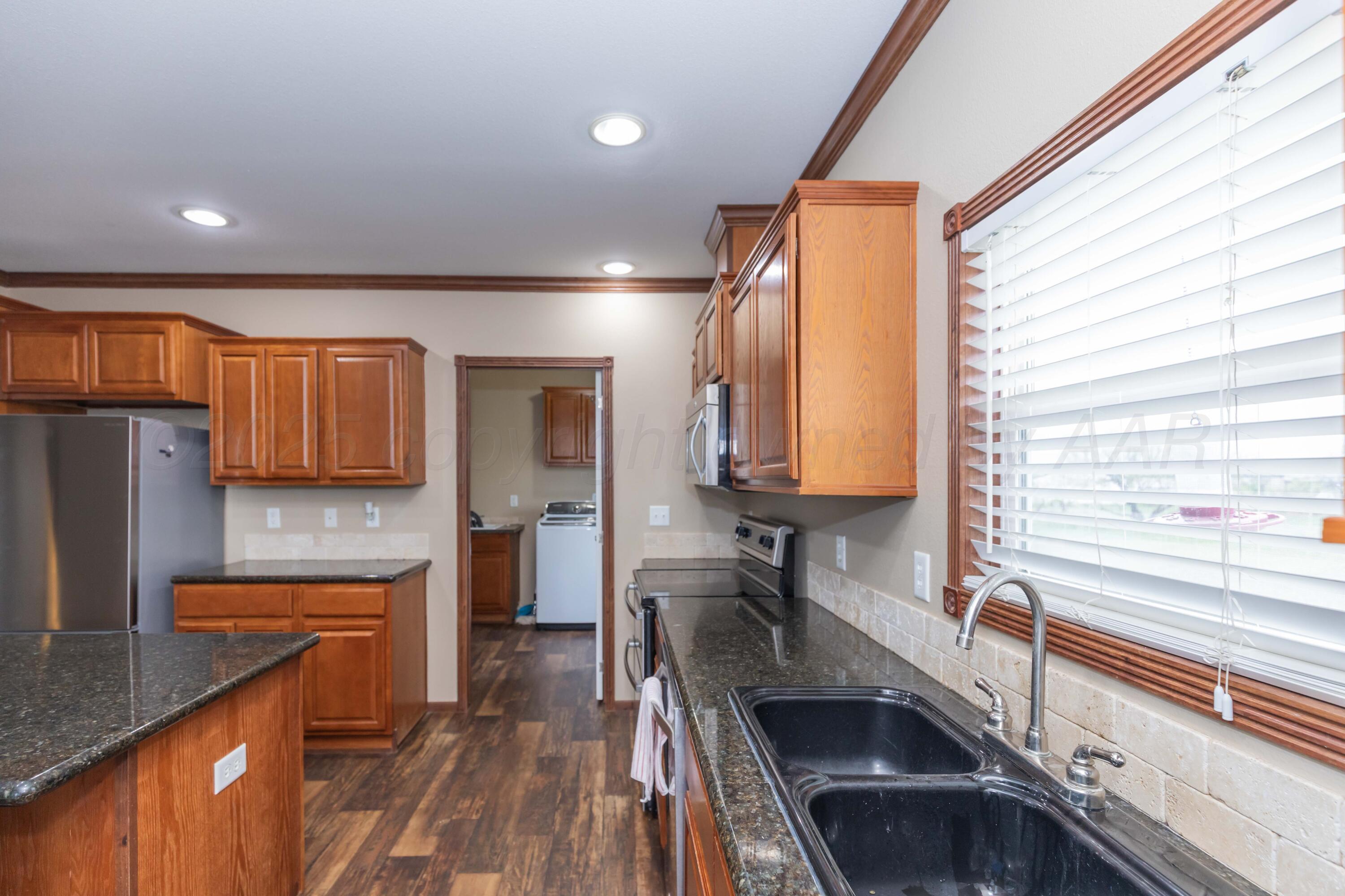 7180 Coyote Trail Property Photo 9