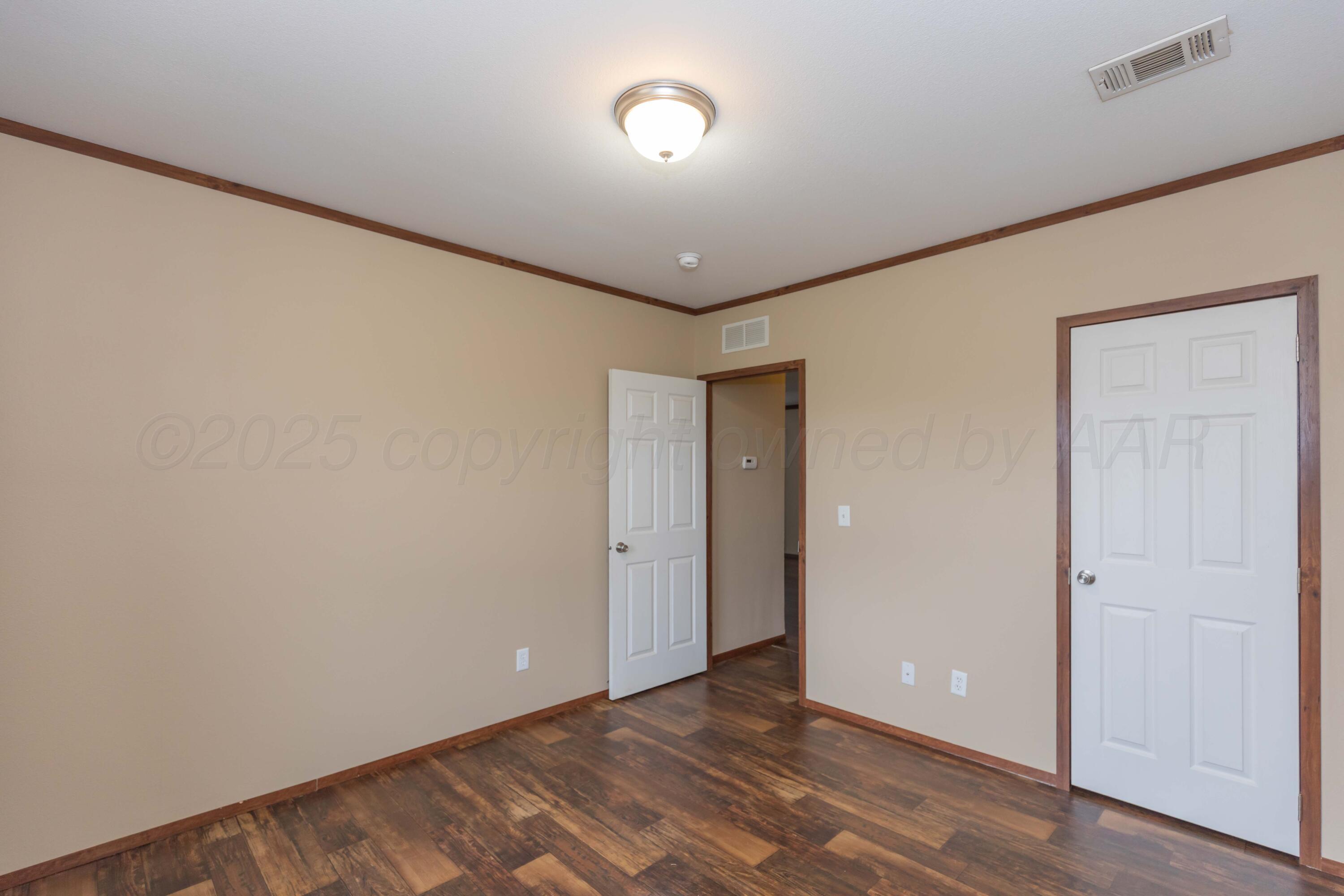 7180 Coyote Trail Property Photo 24