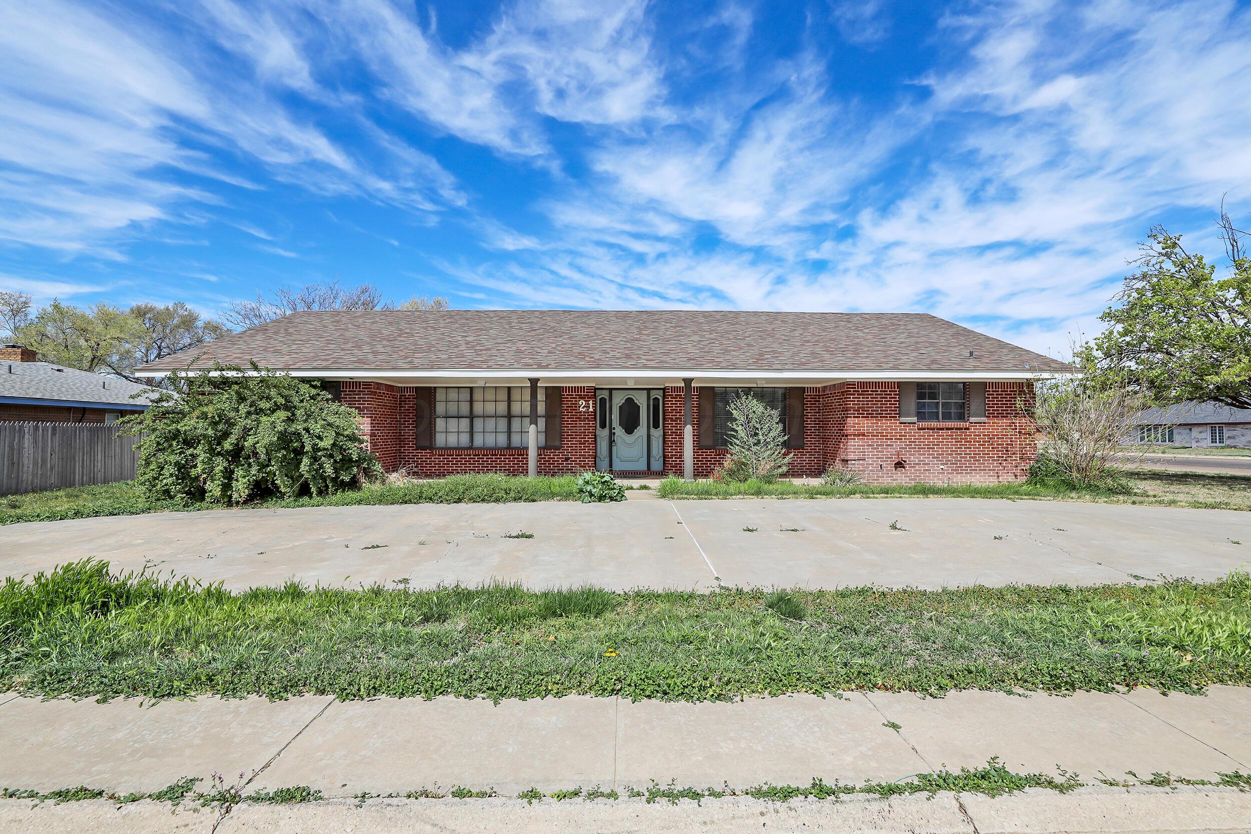 21 Edgewood Lane Property Photo 1