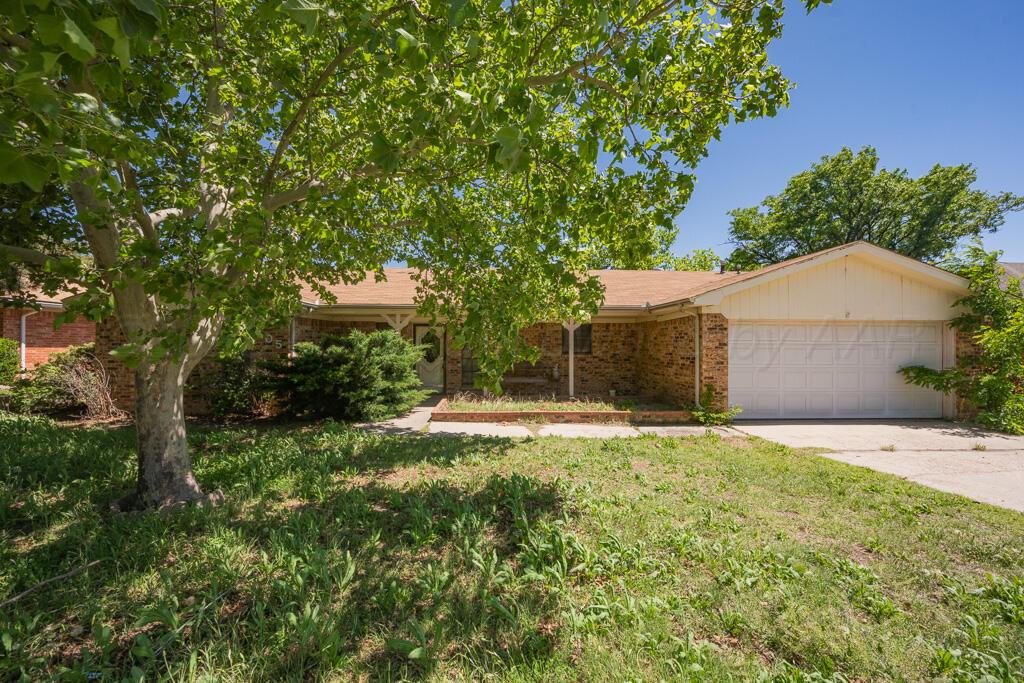 105 Pinehurst Street Property Photo 1