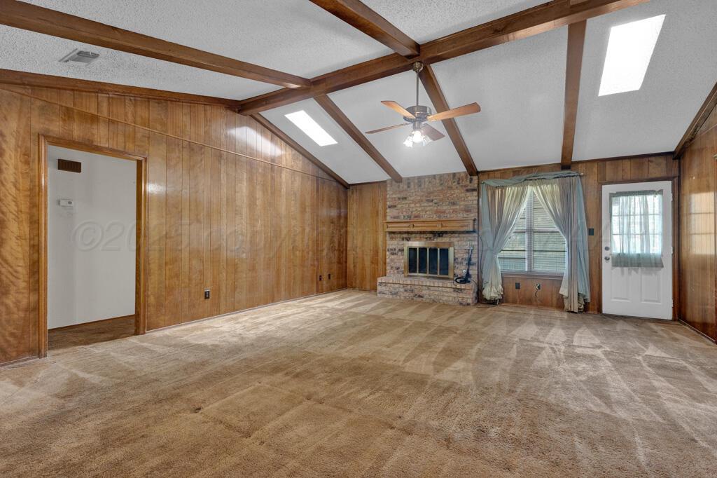 105 Pinehurst Street Property Photo 6