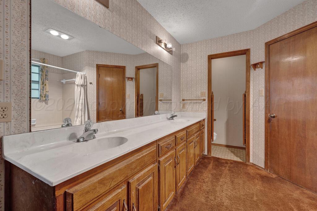 105 Pinehurst Street Property Photo 22