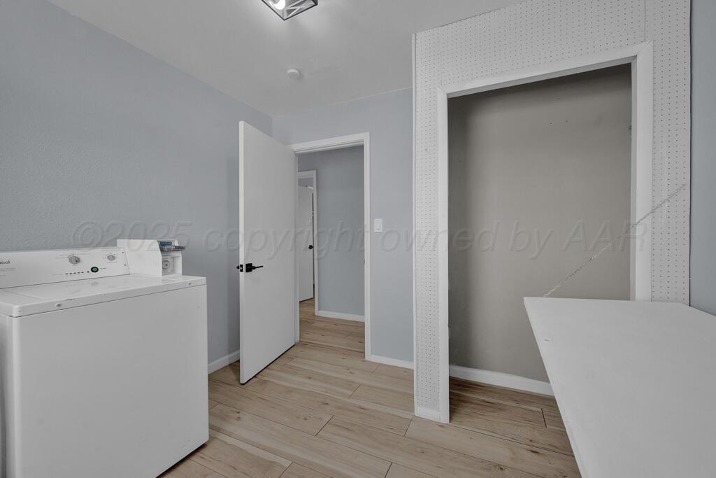 912 W Bonita Avenue Property Photo 10