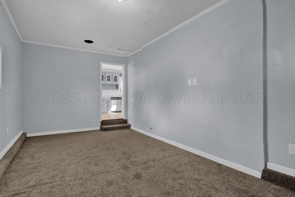 912 W Bonita Avenue Property Photo 20
