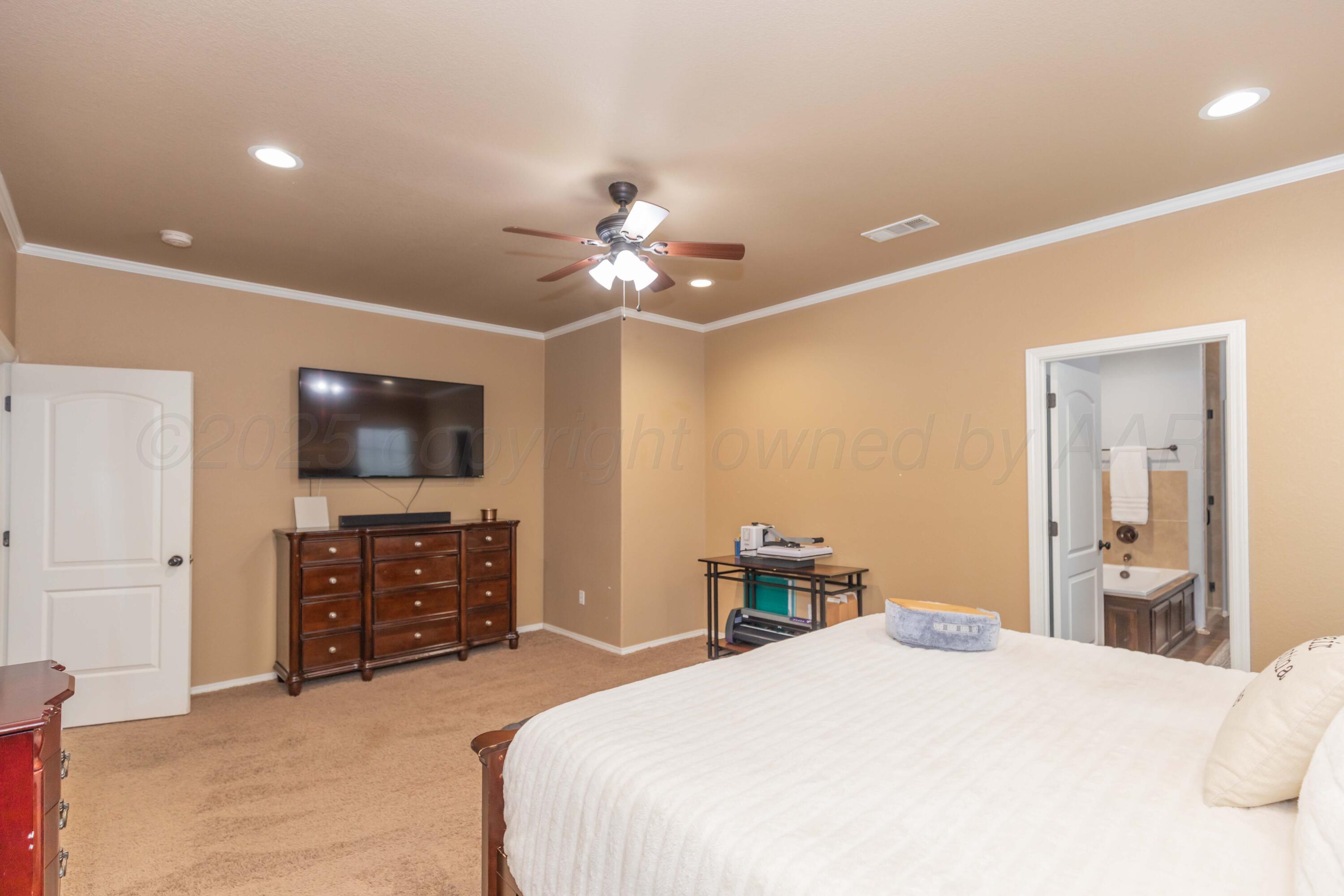7116 Bennett Street Property Photo 23