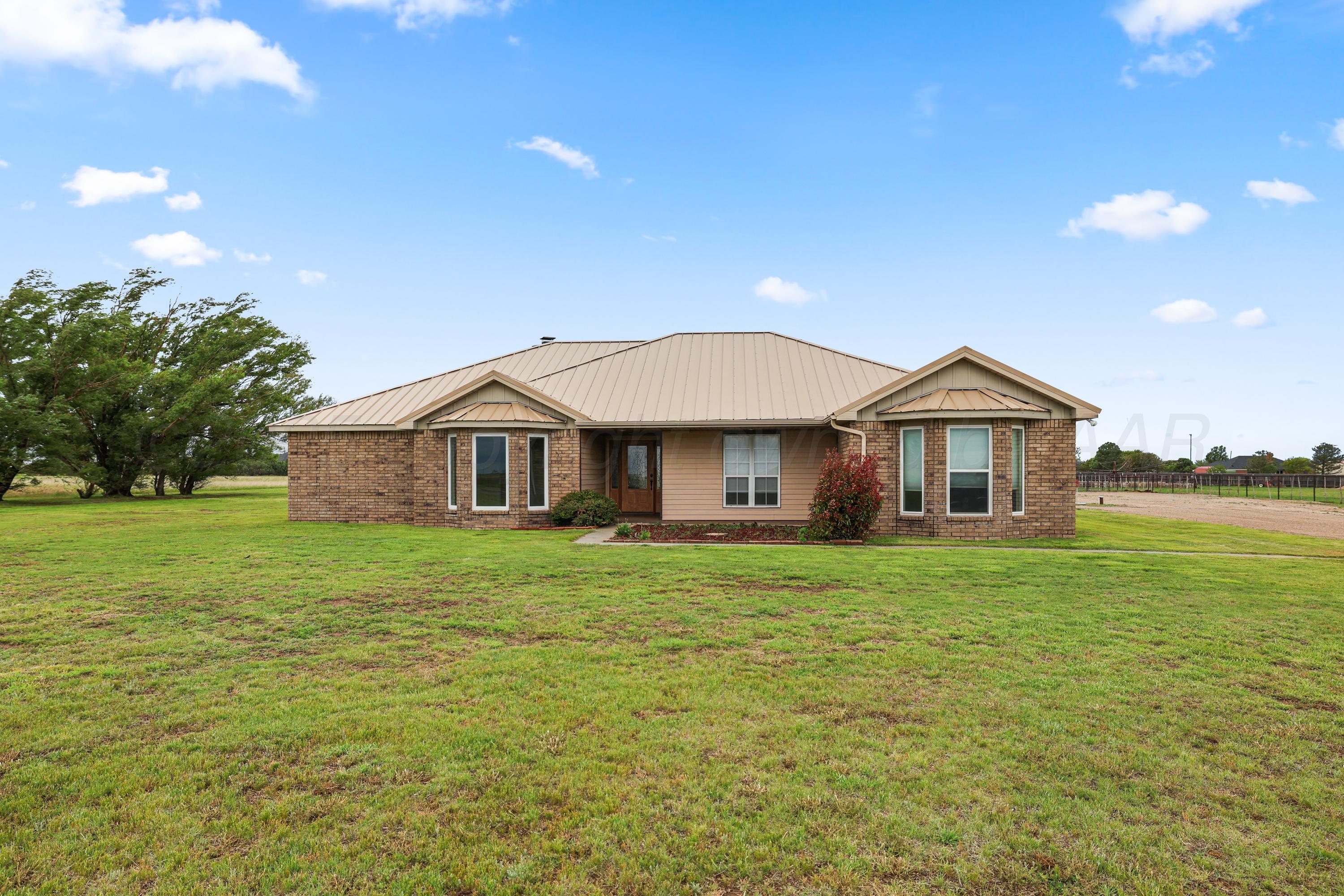 220 S Fm 2381 Property Photo 1