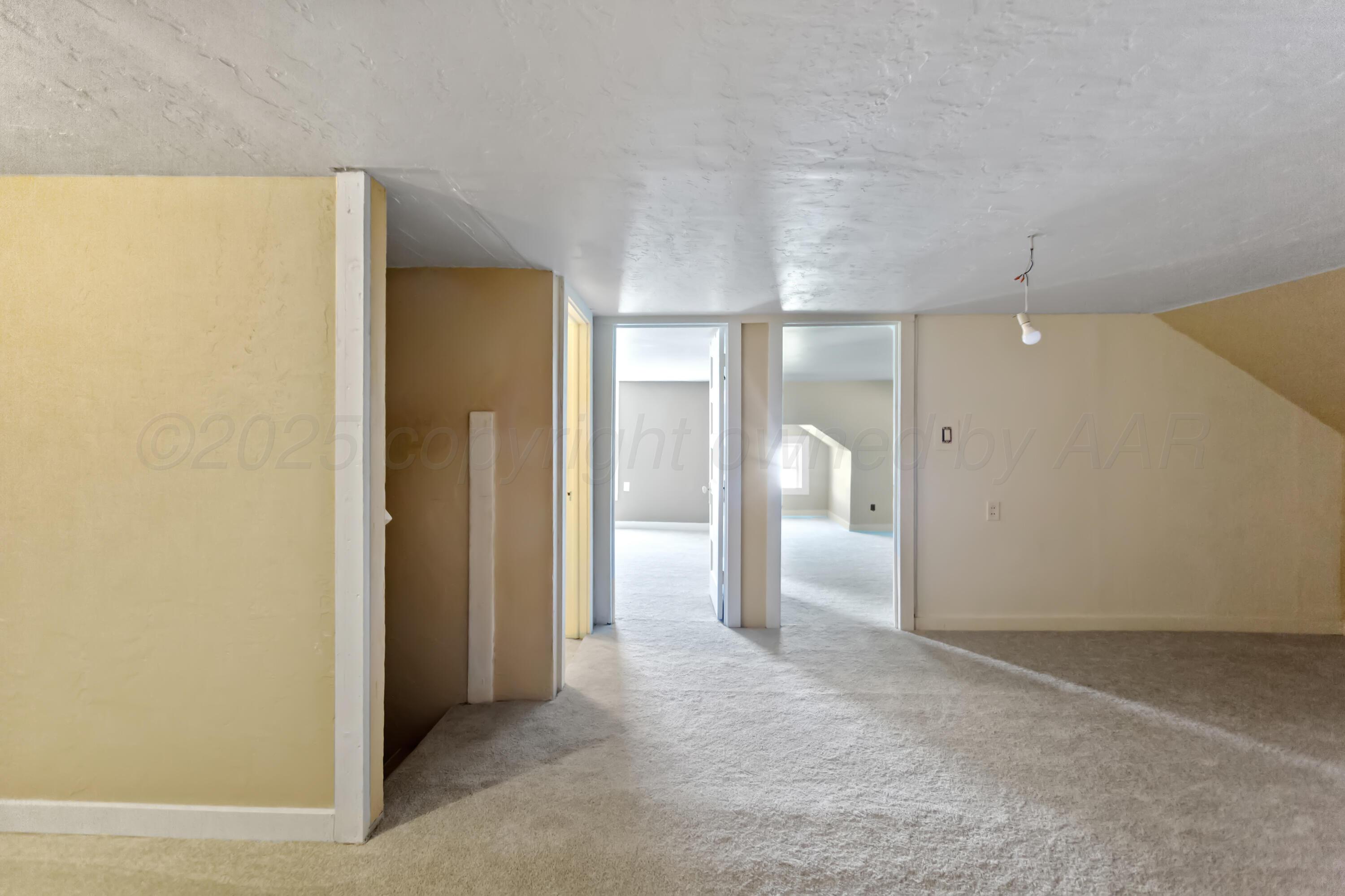110 N Houston St Property Photo 20