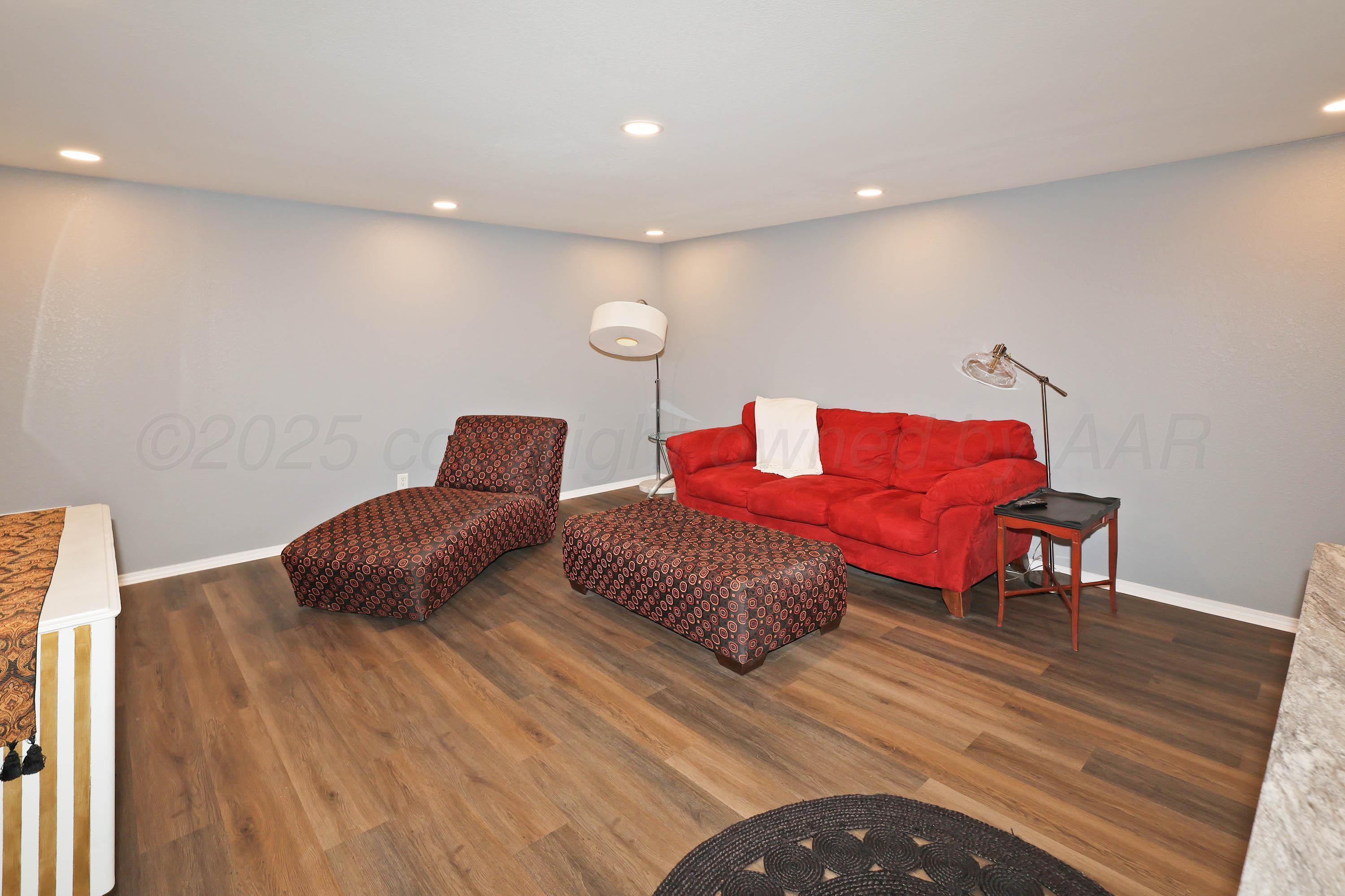 6410 Colgate Street Property Photo 14
