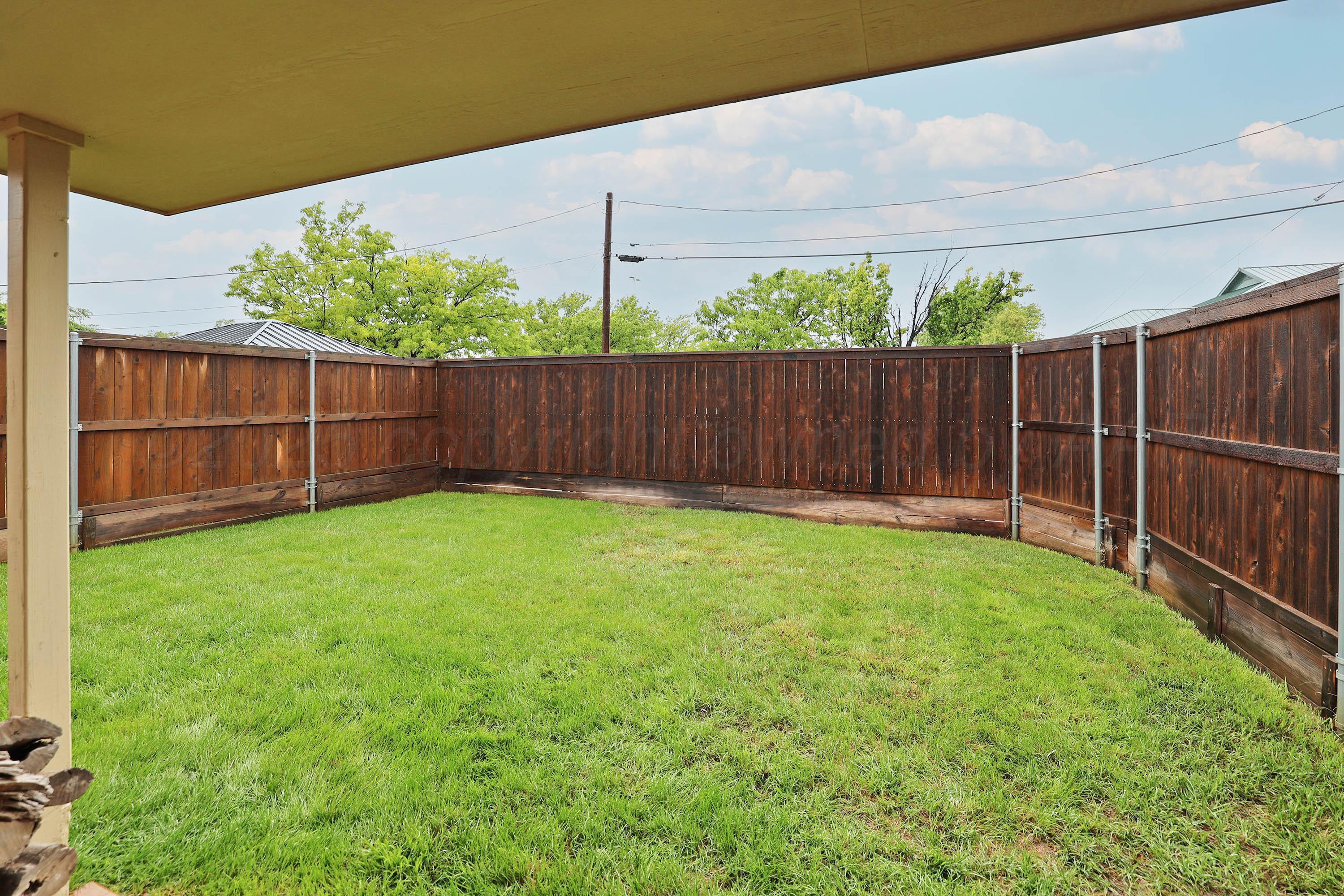 6410 Colgate Street Property Photo 28