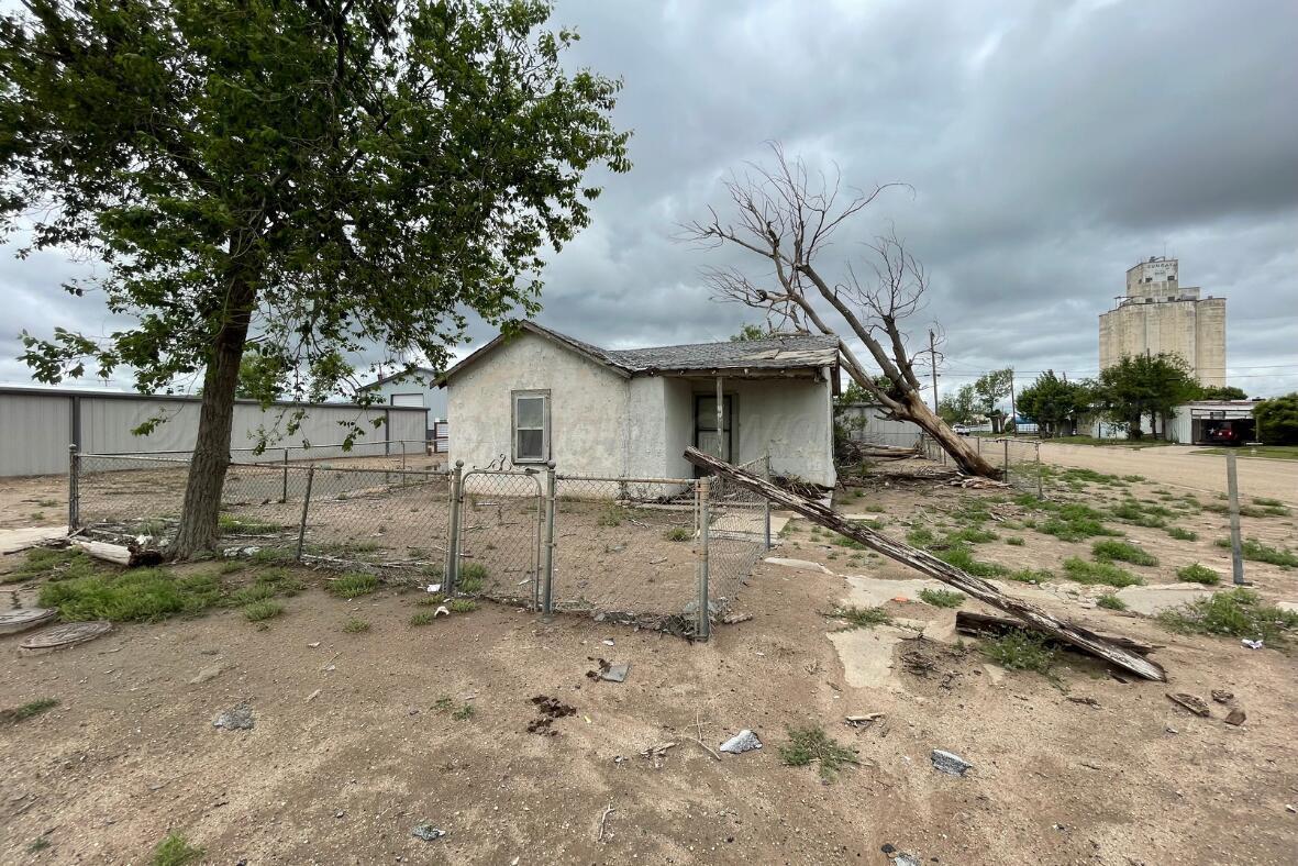 200 Main Street Property Photo 1