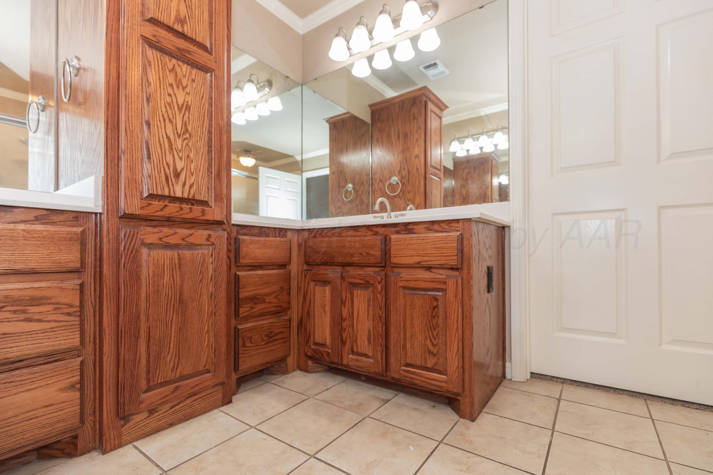 6703 Mosley Street Property Photo 23