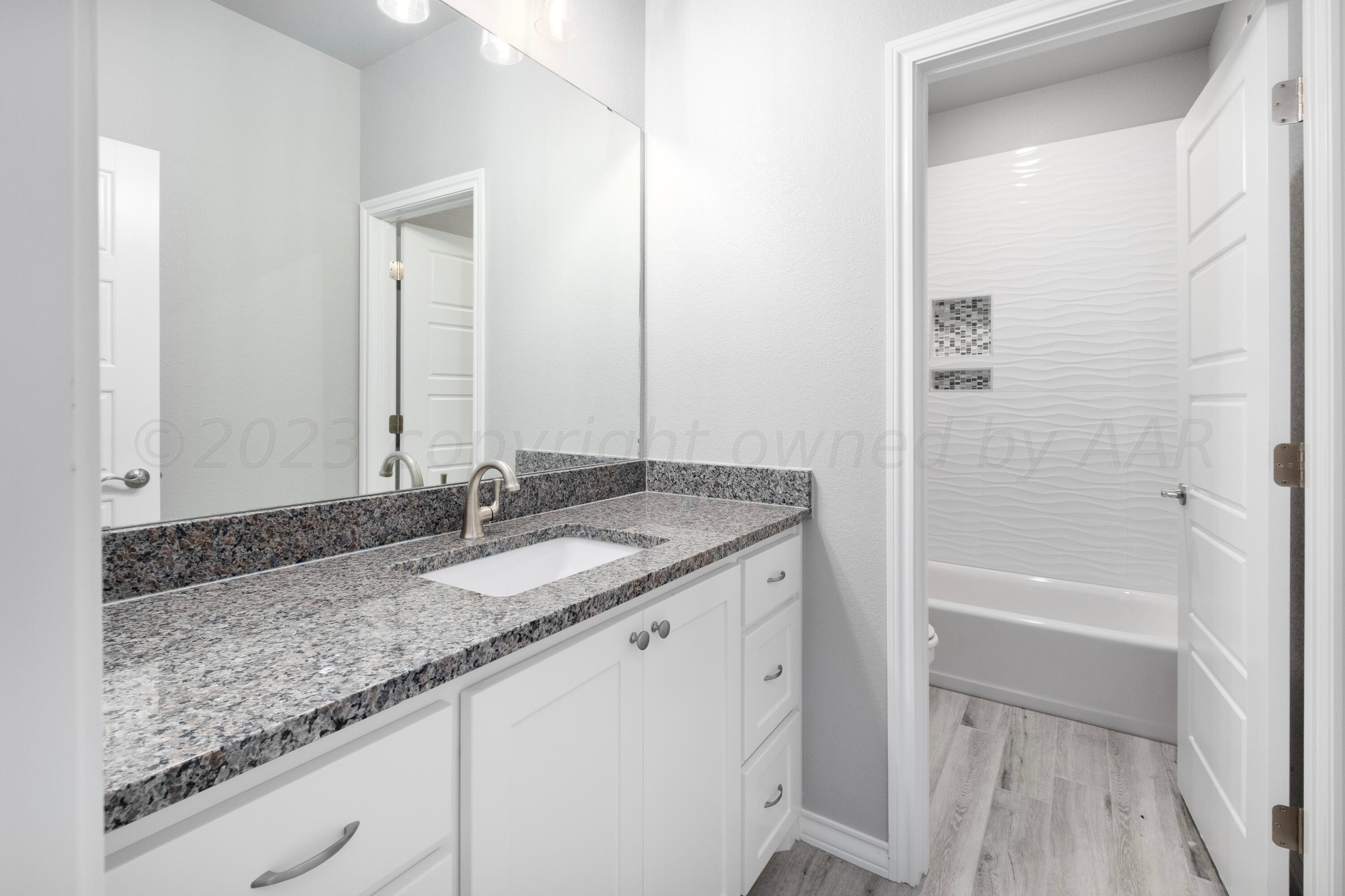 1401 Taryn Lane Property Photo 23