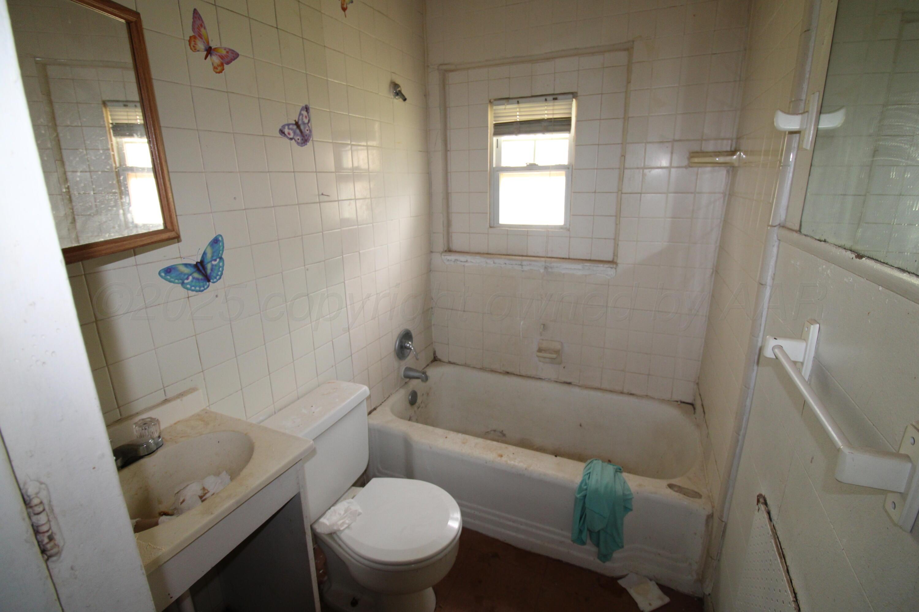416 S Fannin Street Property Photo 9