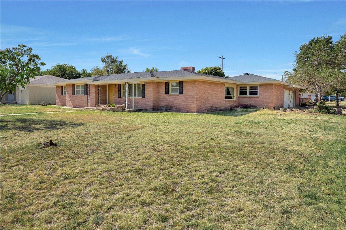 709 Franklin Avenue Property Photo 2