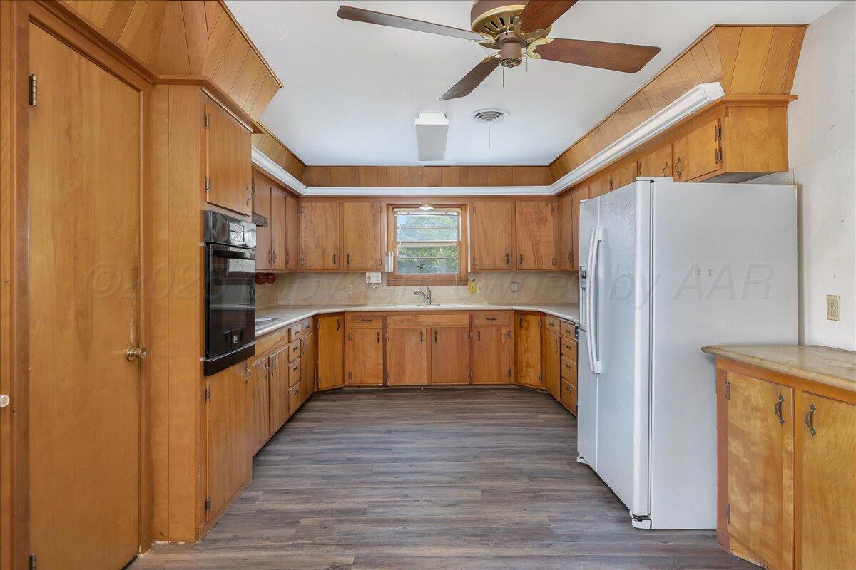 709 Franklin Avenue Property Photo 8