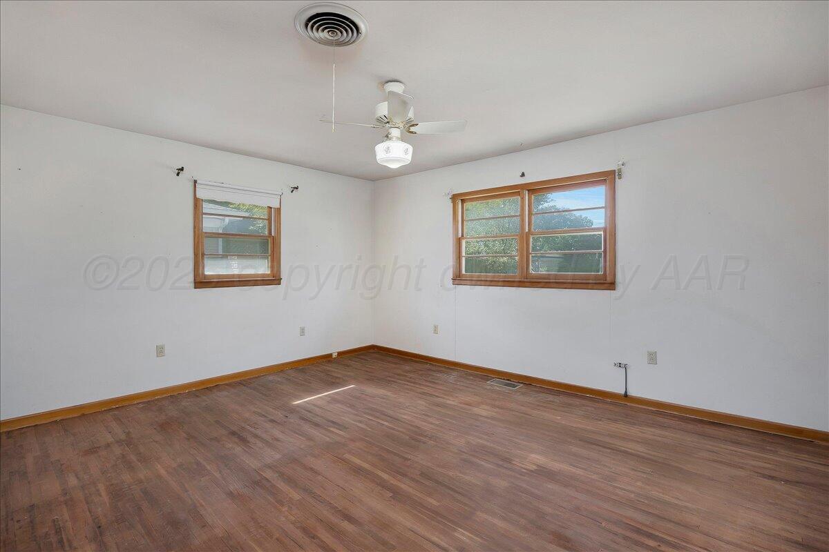 709 Franklin Avenue Property Photo 13