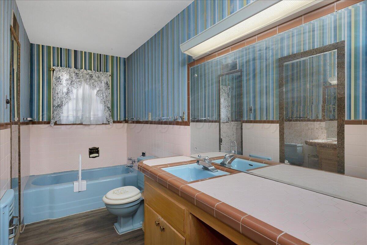 709 Franklin Avenue Property Photo 19