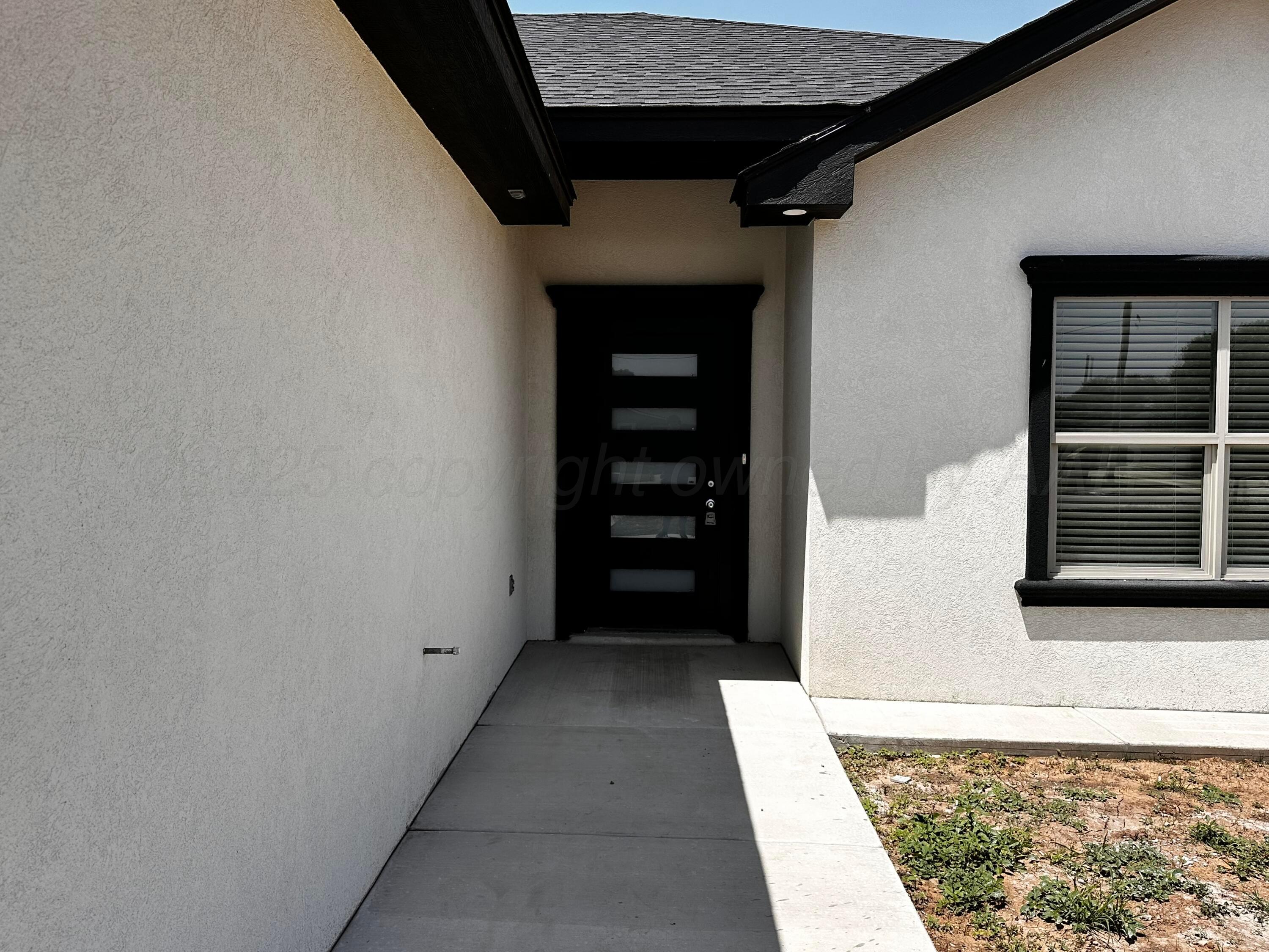 1513 Se 11th Avenue Property Photo 2