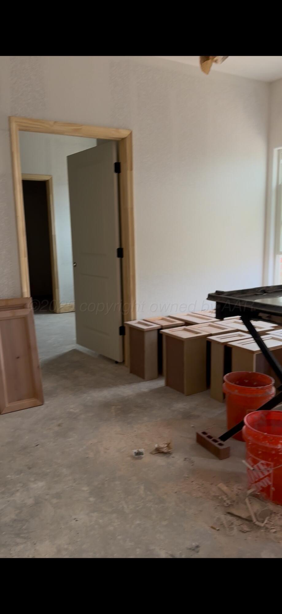 401 Desert Quail Road Property Photo 4