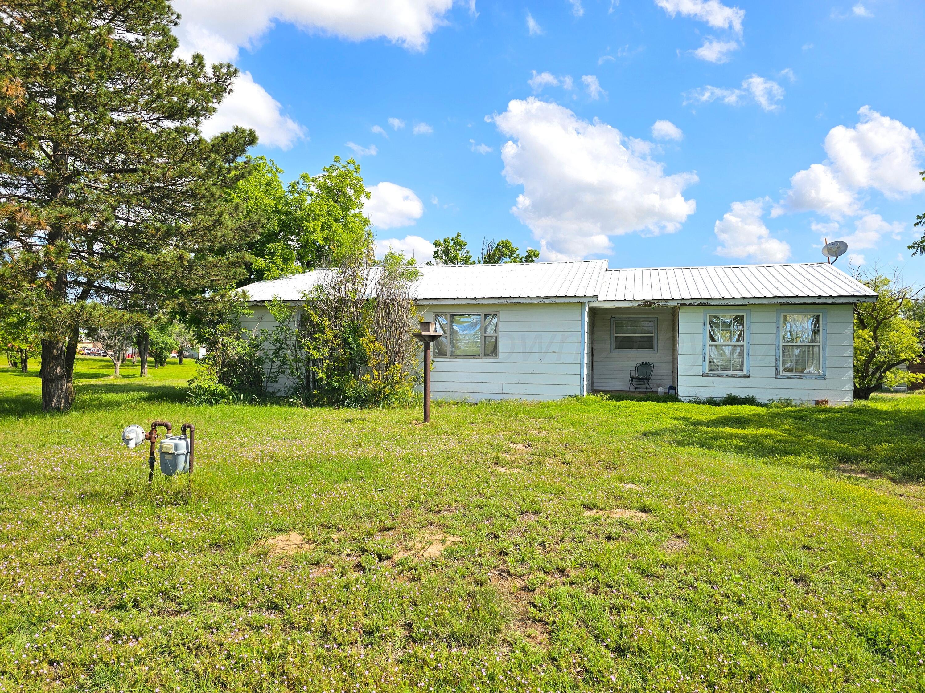 409 Heasley Street Property Photo 1