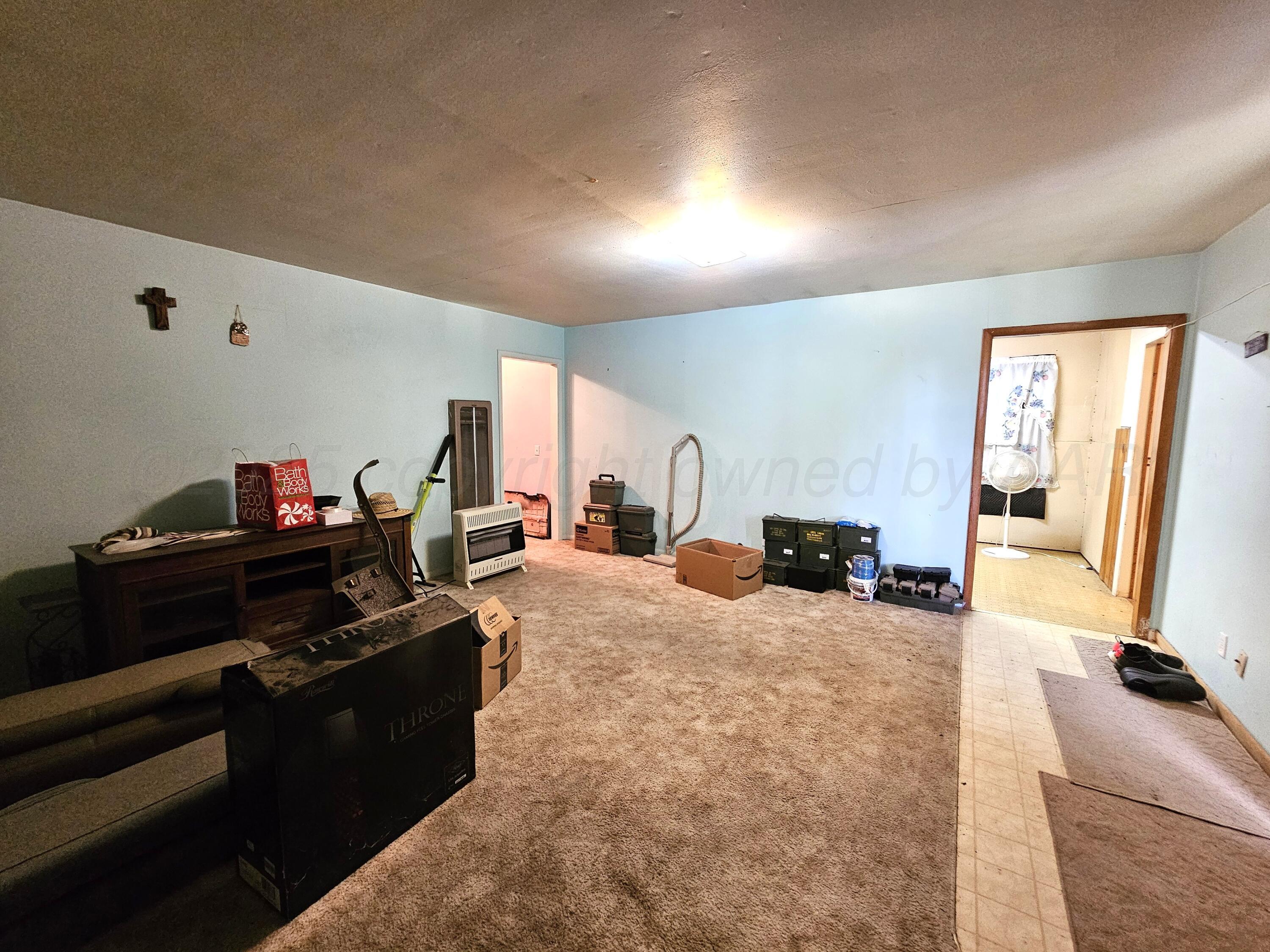 409 Heasley Street Property Photo 3