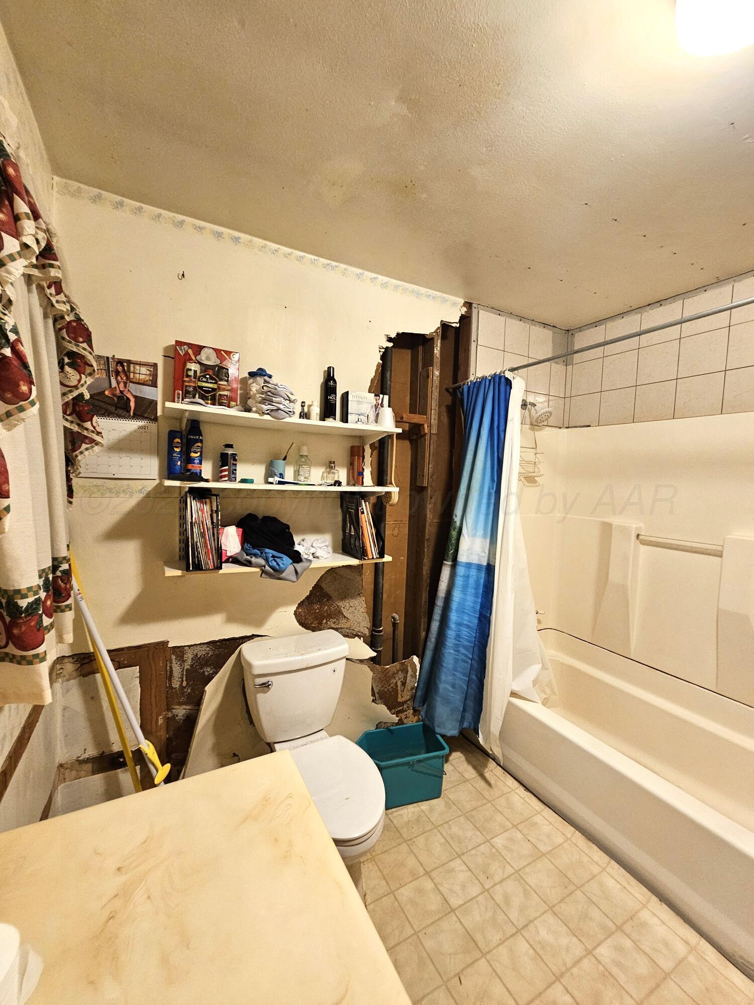 409 Heasley Street Property Photo 18