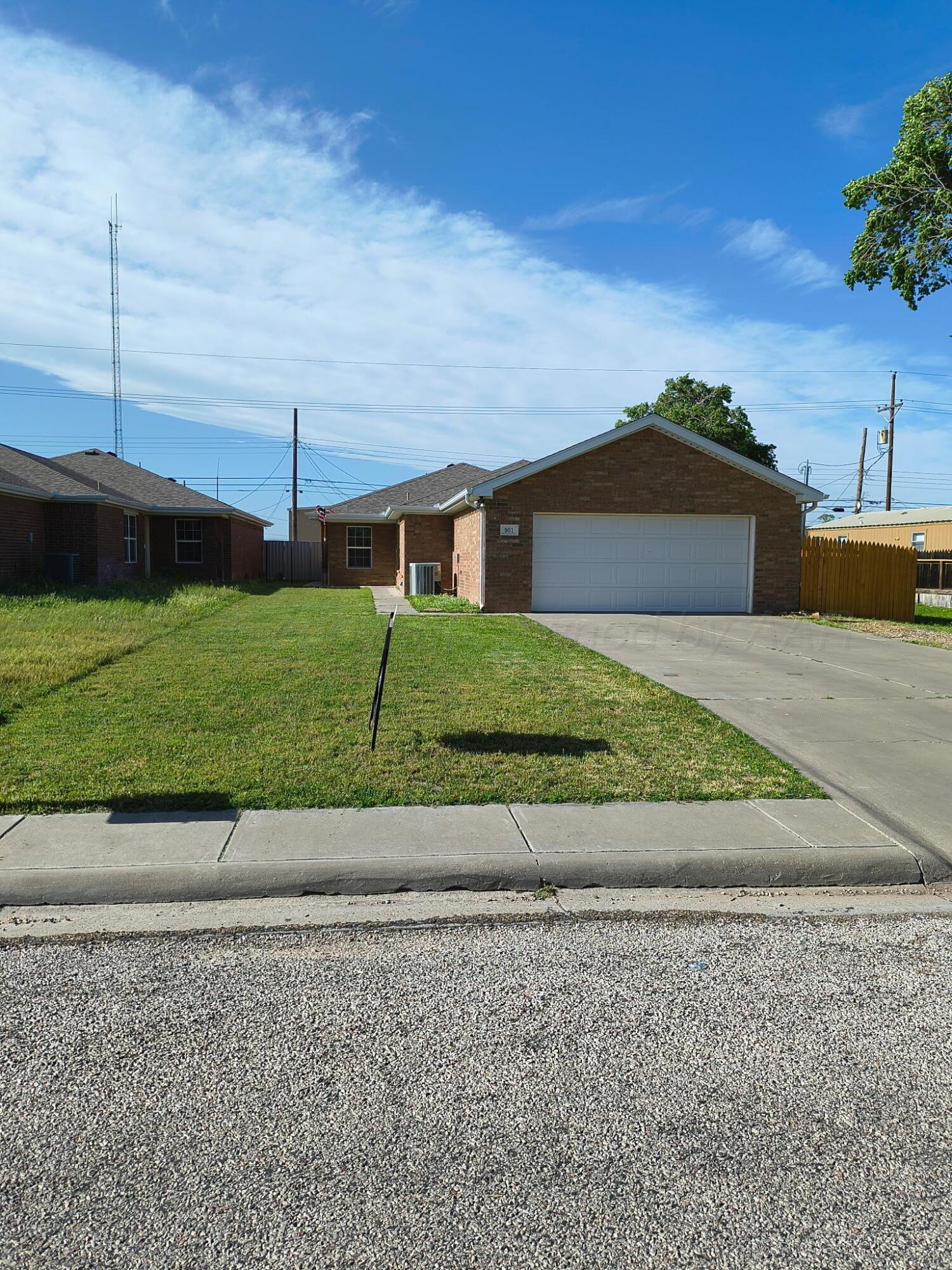 901 3rd Avenue Property Photo