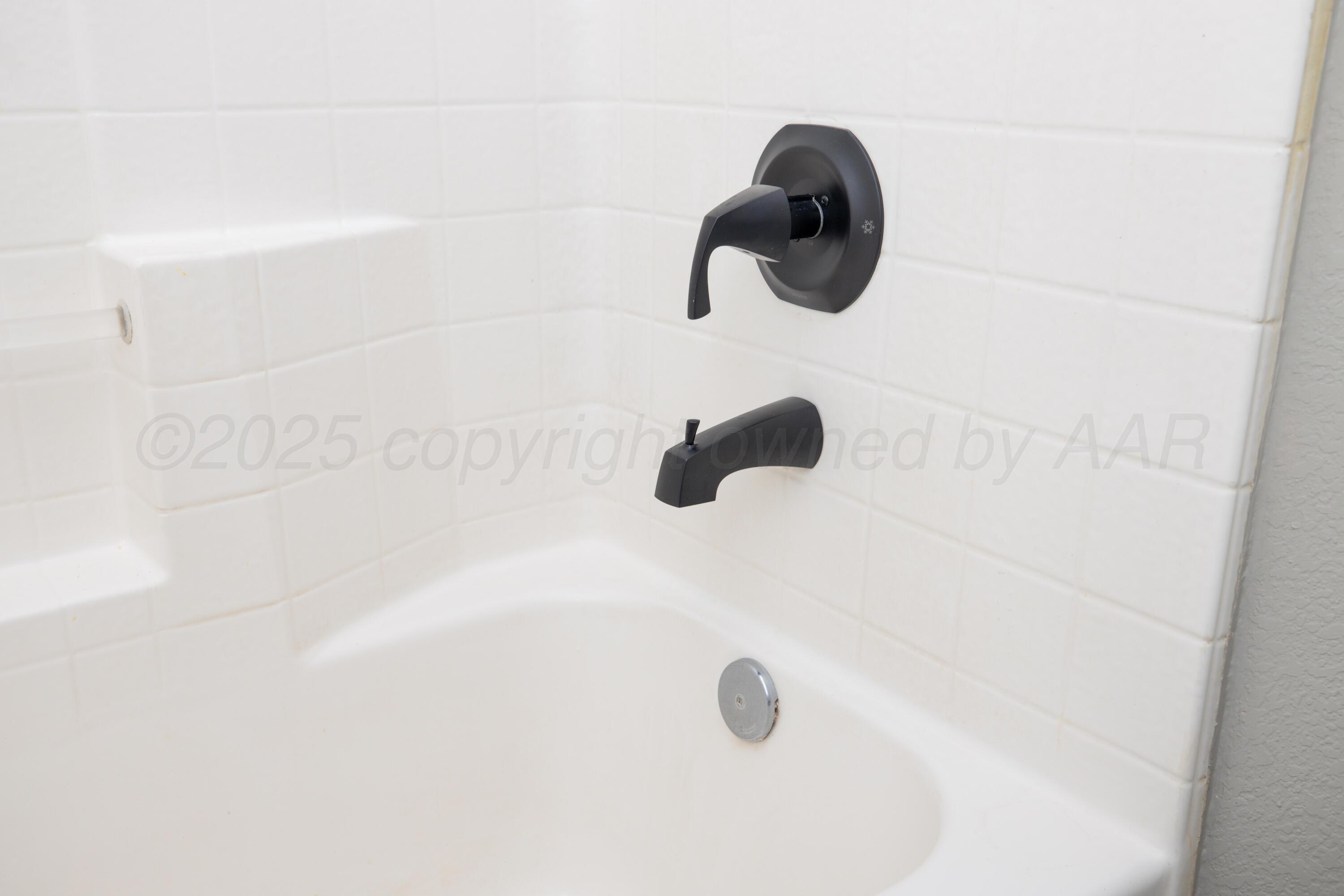 7703 Fresno Drive Property Photo 11
