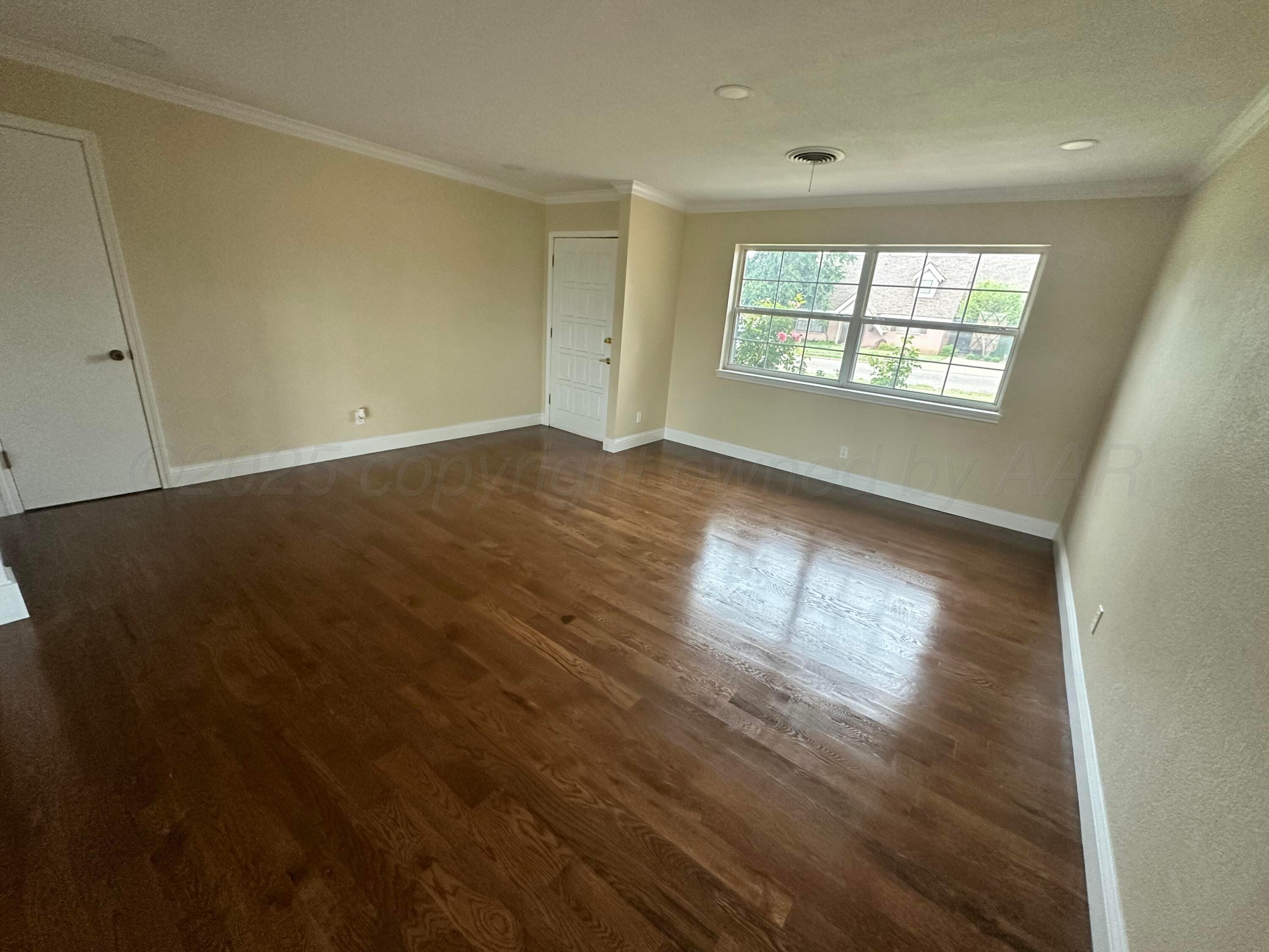 107 Galahad Street Property Photo 5