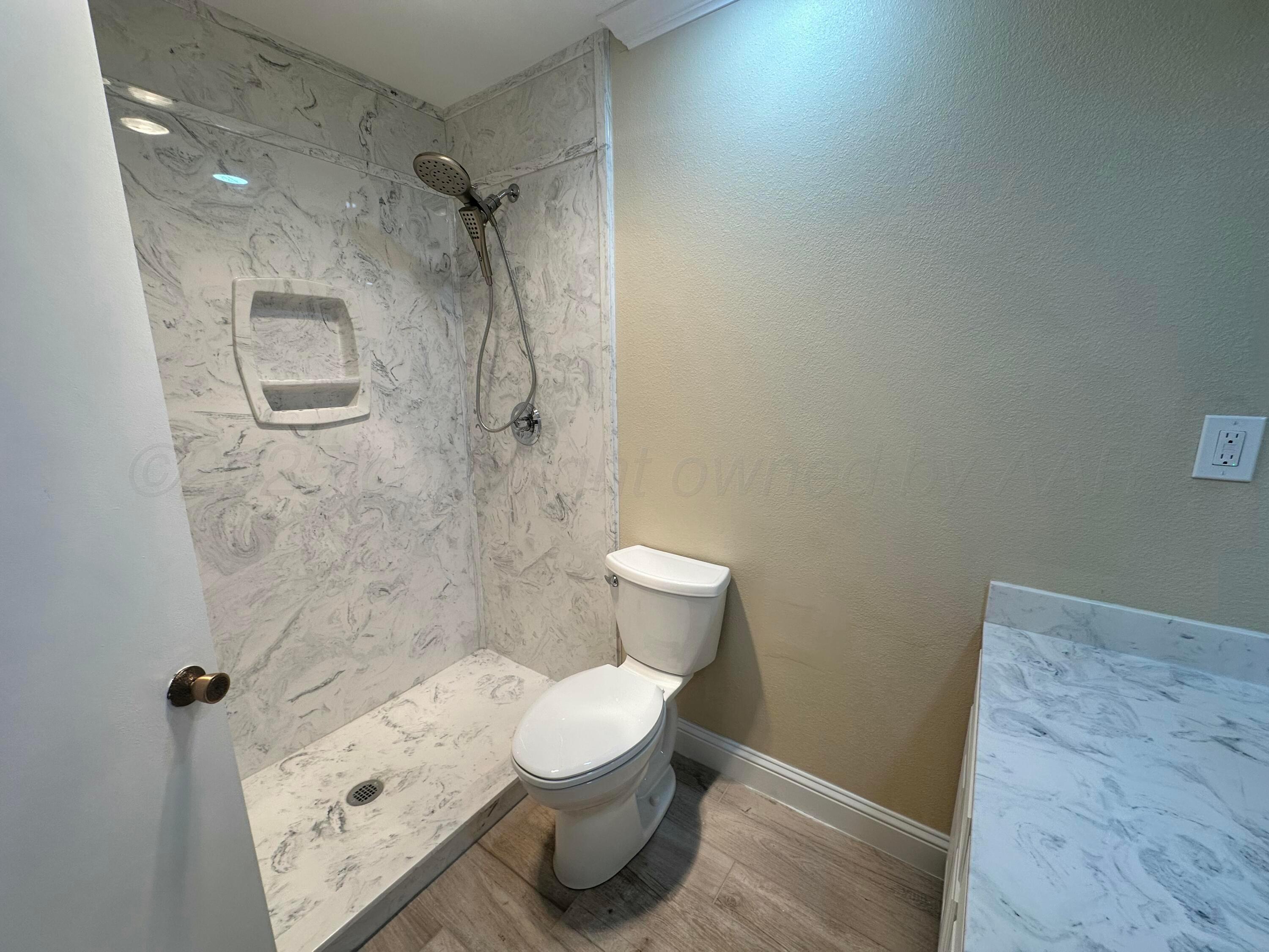 107 Galahad Street Property Photo 12
