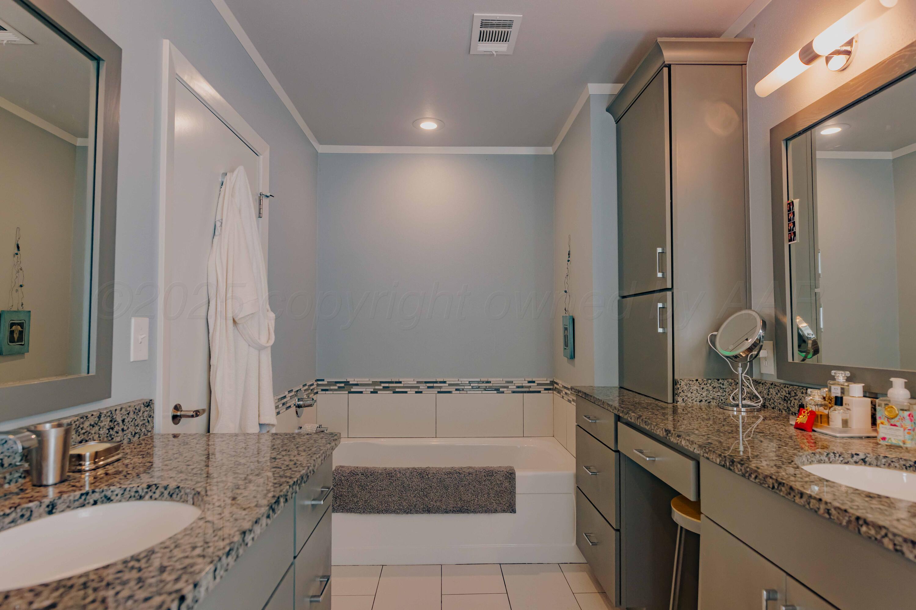 2419 S Lipscomb Street Property Photo 34