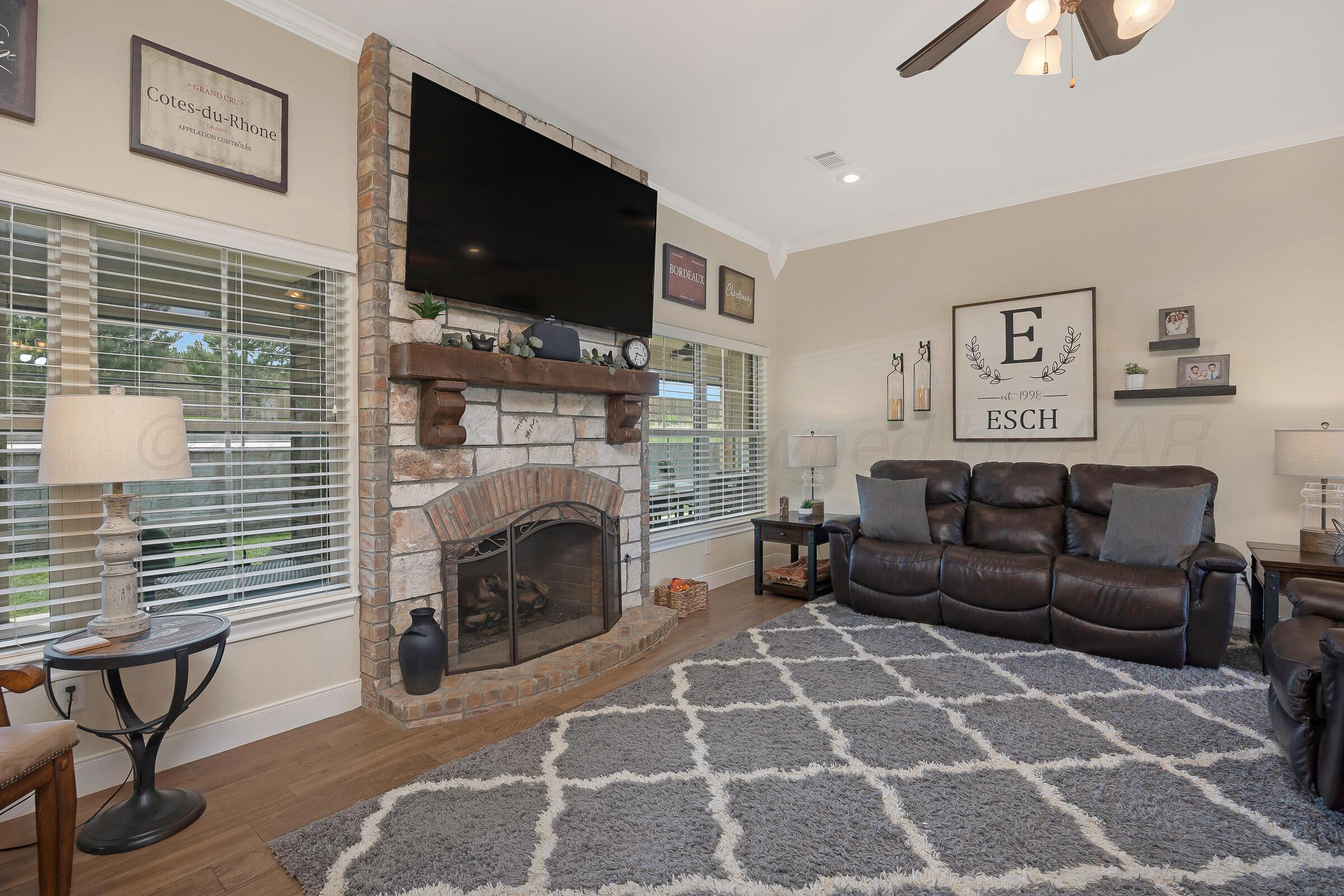 17150 Valley Lake Drive Property Photo 12