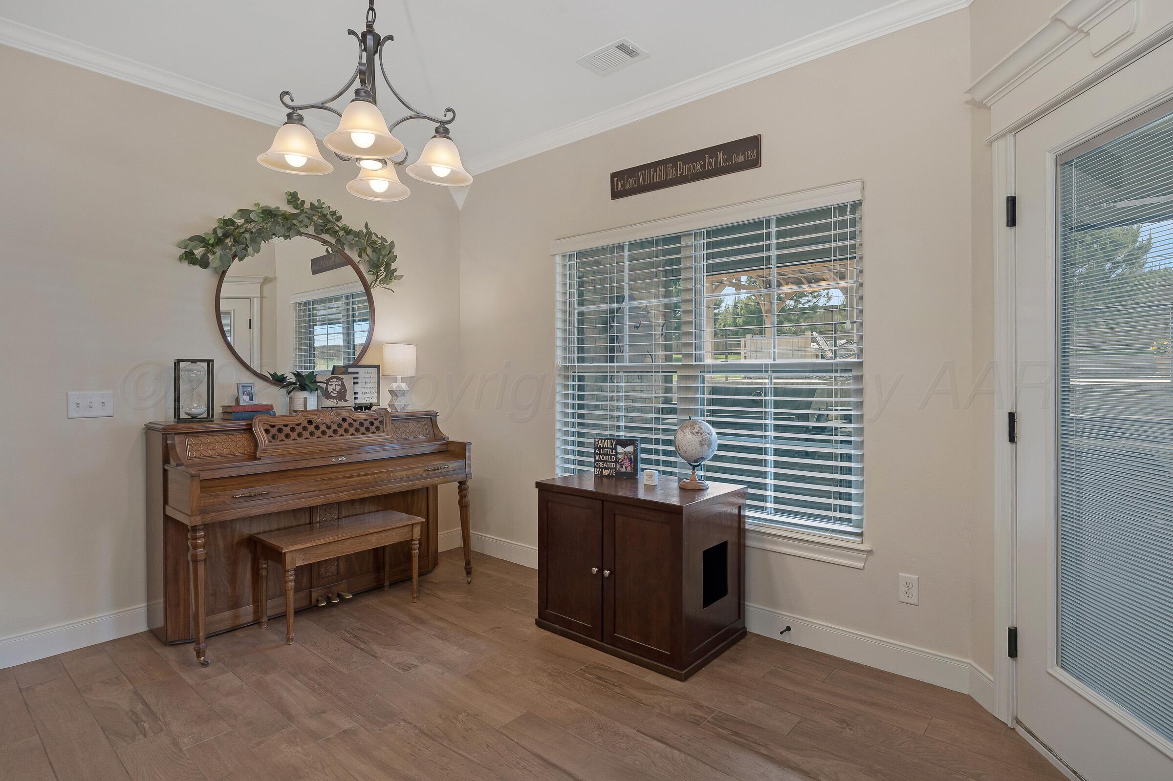 17150 Valley Lake Drive Property Photo 22