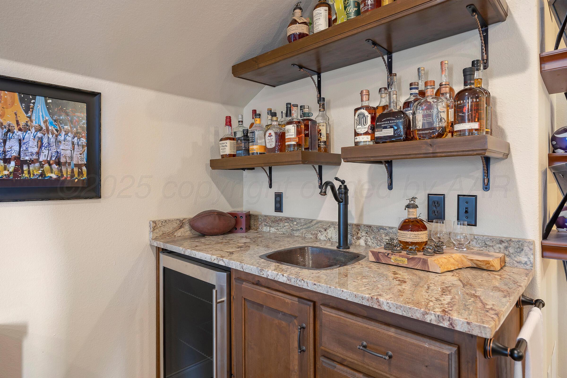 17150 Valley Lake Drive Property Photo 29
